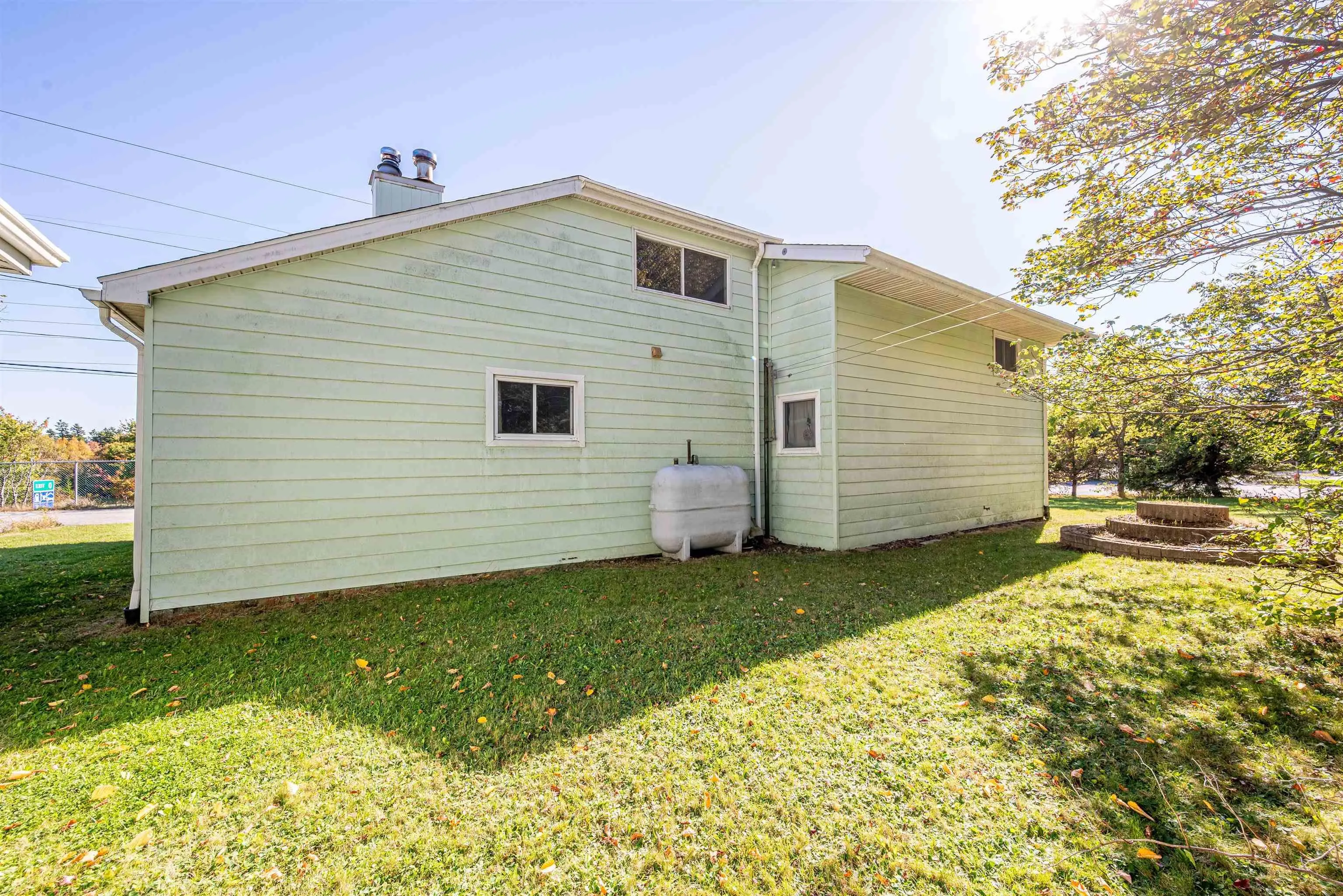125 School Avenue, Fairview, NS B3N 2E1, 3 Bedrooms Bedrooms, ,2 BathroomsBathrooms,Residential,For Sale,School,202524900