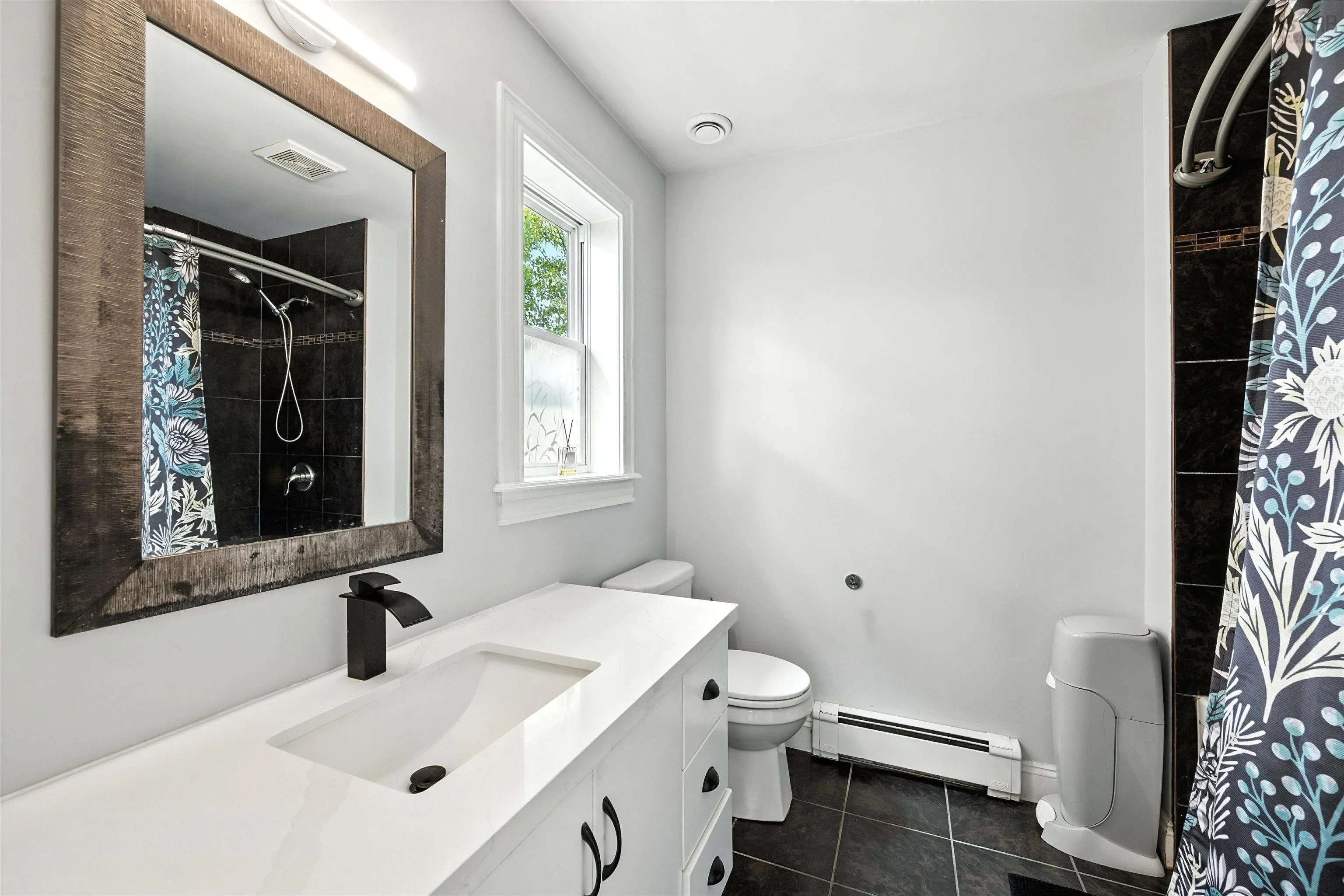 30 Oxer Close, Hammonds Plains, NS B4B 2B8, 4 Bedrooms Bedrooms, ,4 BathroomsBathrooms,Residential,For Sale,Oxer,202520284