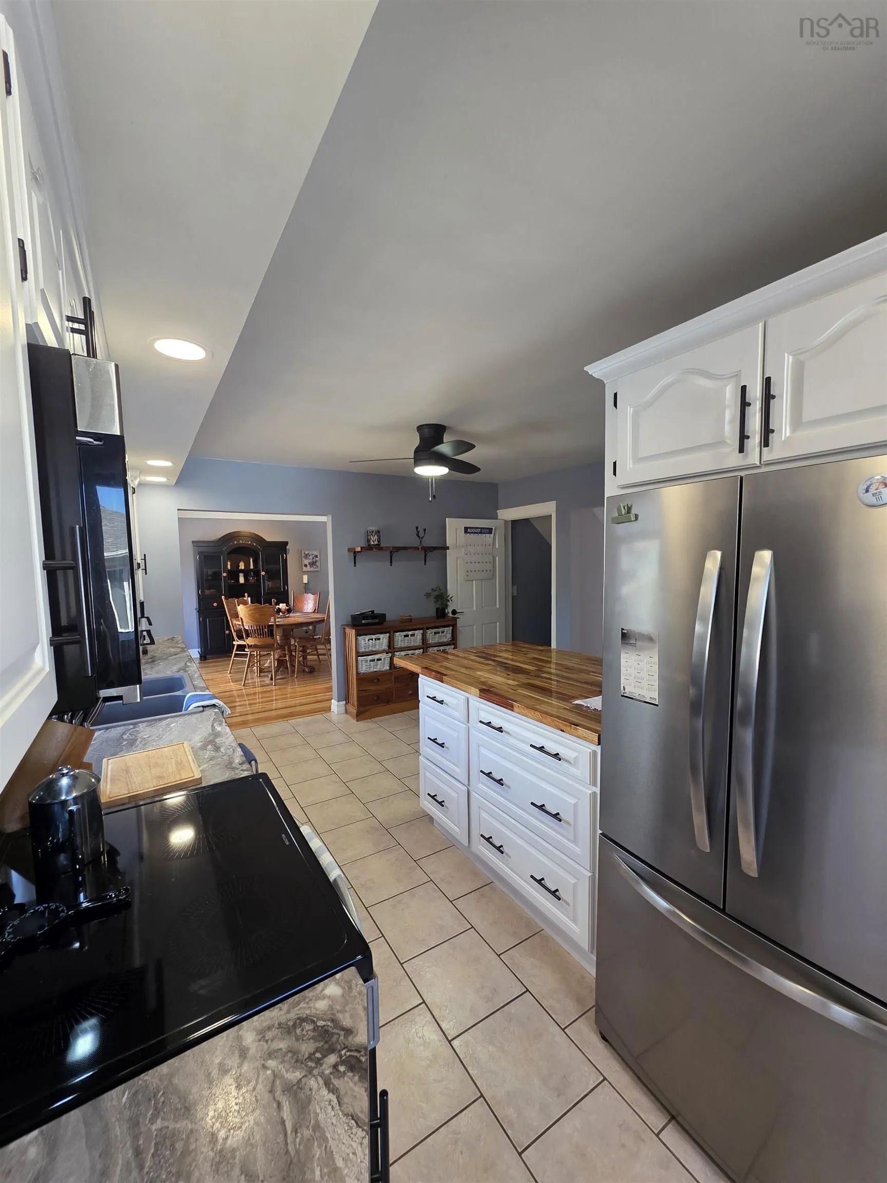 53 Holyrood Drive, Sydney, NS B1S 1Y1, 4 Bedrooms Bedrooms, ,2 BathroomsBathrooms,Residential,For Sale,Holyrood,202521358