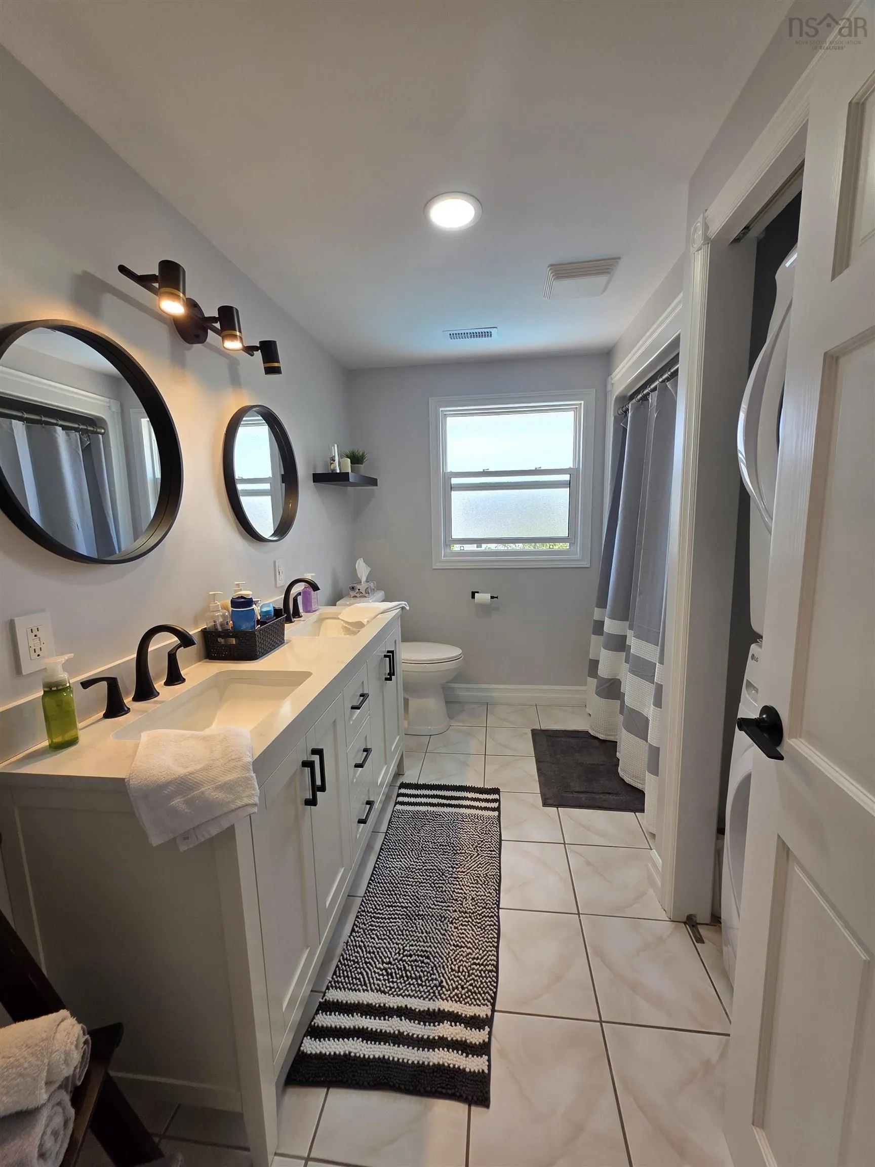 53 Holyrood Drive, Sydney, NS B1S 1Y1, 4 Bedrooms Bedrooms, ,2 BathroomsBathrooms,Residential,For Sale,Holyrood,202521358
