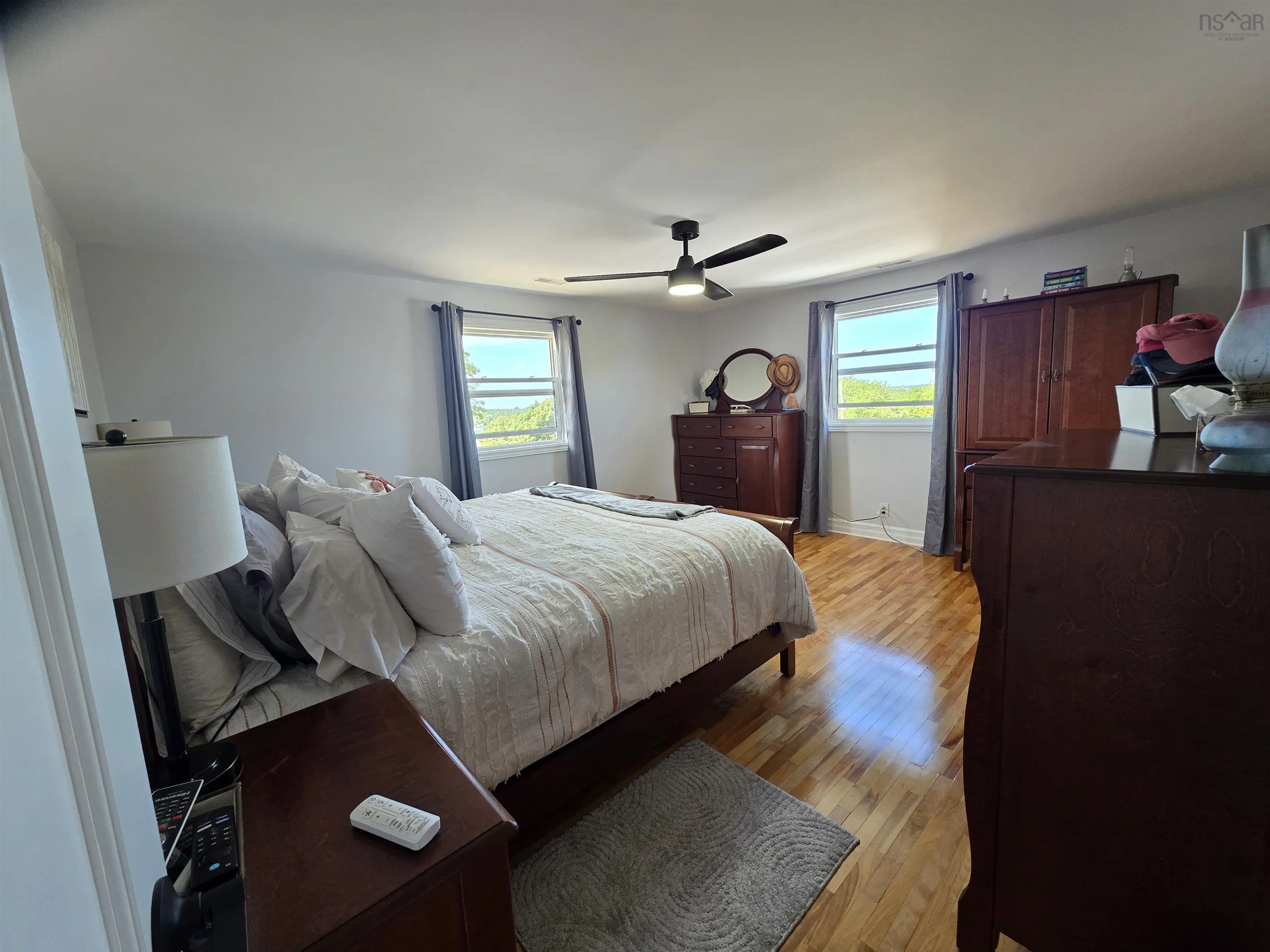 53 Holyrood Drive, Sydney, NS B1S 1Y1, 4 Bedrooms Bedrooms, ,2 BathroomsBathrooms,Residential,For Sale,Holyrood,202521358