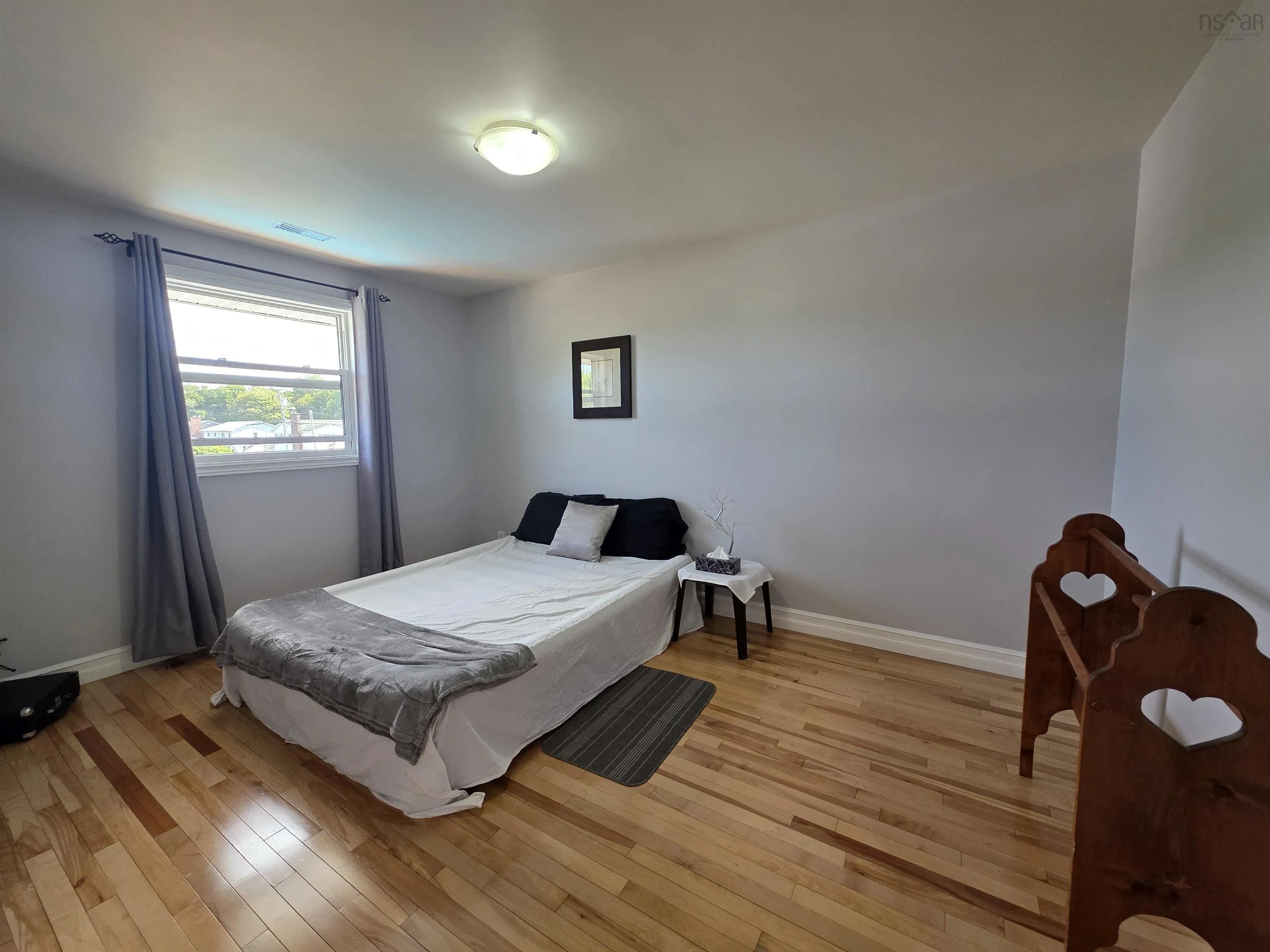 53 Holyrood Drive, Sydney, NS B1S 1Y1, 4 Bedrooms Bedrooms, ,2 BathroomsBathrooms,Residential,For Sale,Holyrood,202521358
