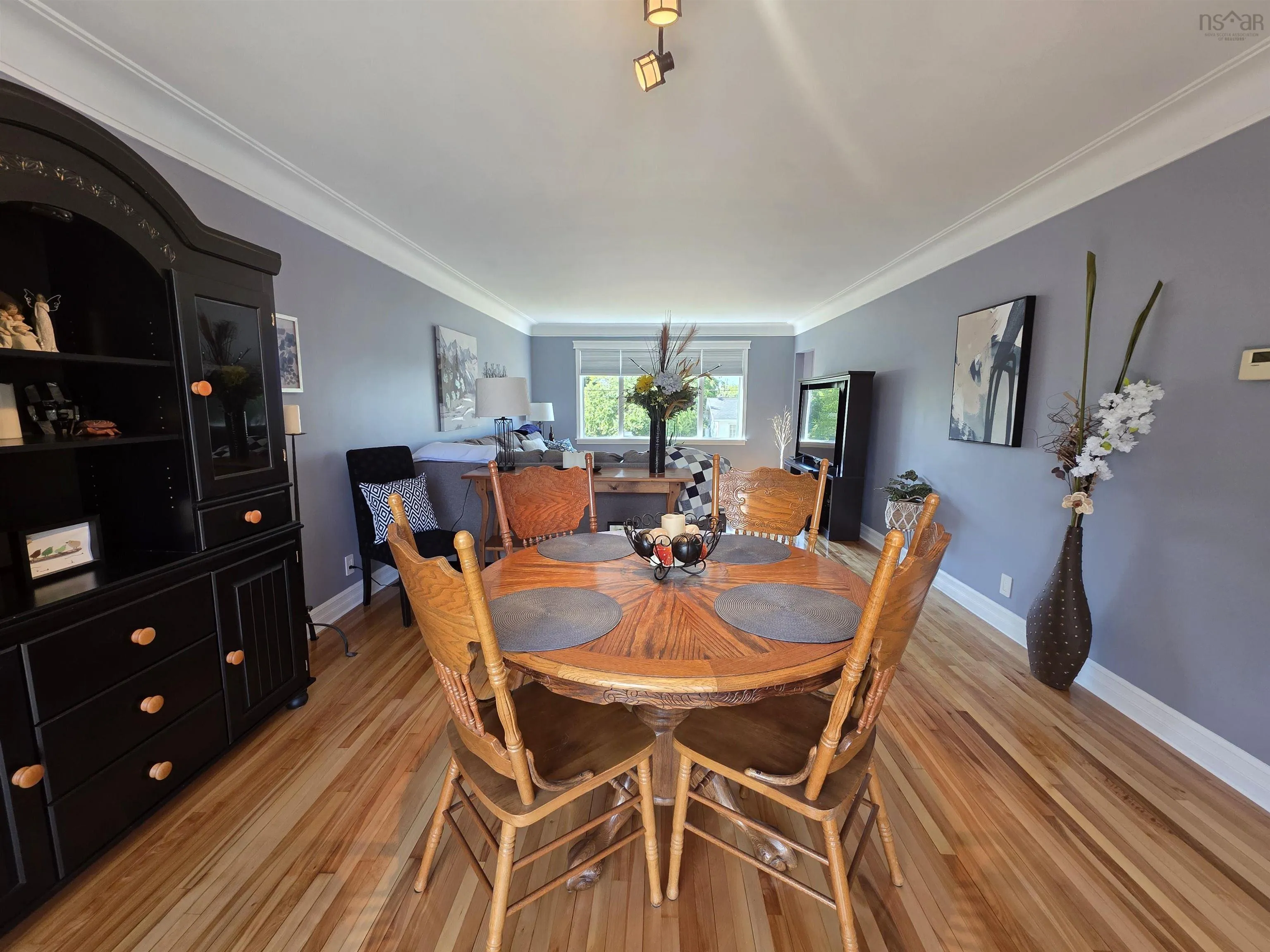 53 Holyrood Drive, Sydney, NS B1S 1Y1, 4 Bedrooms Bedrooms, ,2 BathroomsBathrooms,Residential,For Sale,Holyrood,202521358