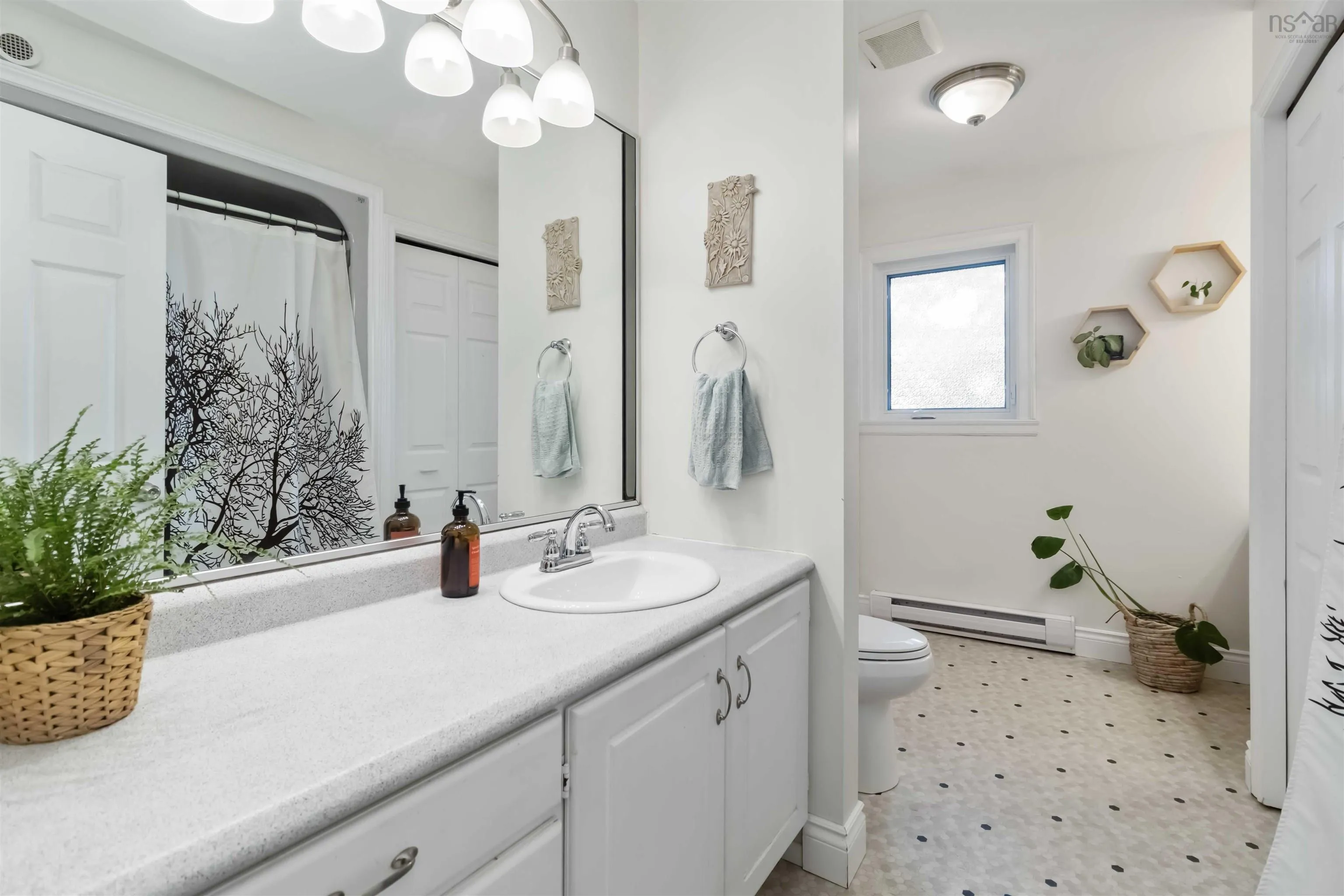 7 Capistrano Drive, Dartmouth, NS B2X 3N4, 4 Bedrooms Bedrooms, ,2 BathroomsBathrooms,Residential,For Sale,Capistrano,202525584