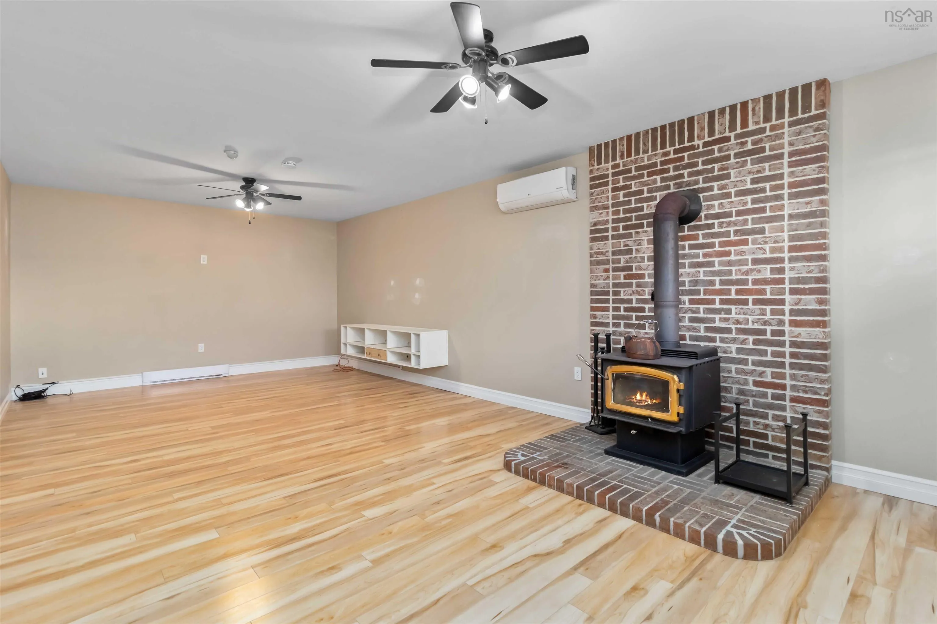 7 Capistrano Drive, Dartmouth, NS B2X 3N4, 4 Bedrooms Bedrooms, ,2 BathroomsBathrooms,Residential,For Sale,Capistrano,202525584