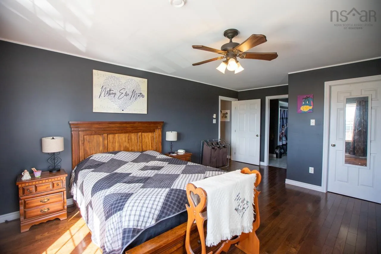2 Lakeshire Crescent, Colby Ns B2v 2p3, 5 Bedrooms Bedrooms, ,4 BathroomsBathrooms,Residential,For Sale,Lakeshire,202508291