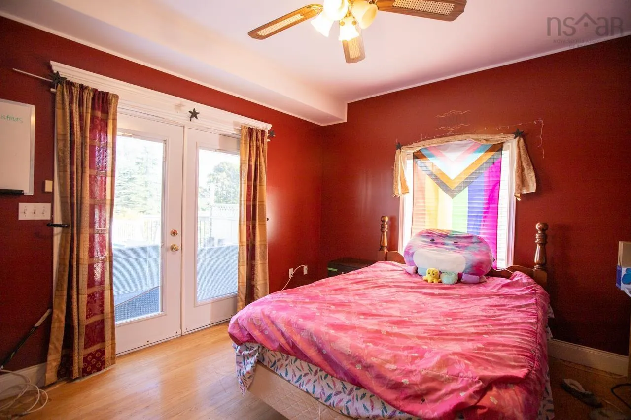 2 Lakeshire Crescent, Colby Ns B2v 2p3, 5 Bedrooms Bedrooms, ,4 BathroomsBathrooms,Residential,For Sale,Lakeshire,202508291