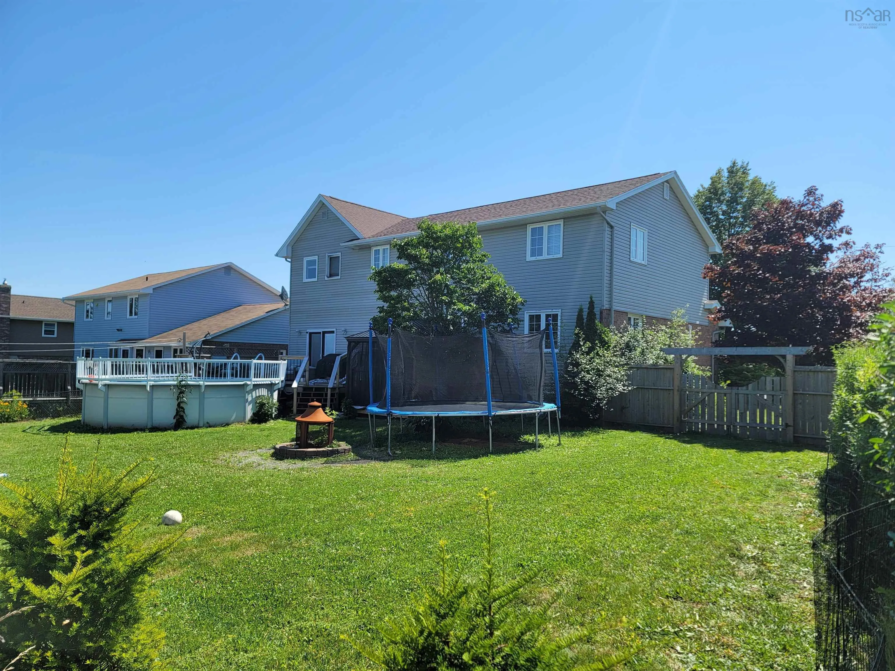 2 Lakeshire Crescent, Colby Ns B2v 2p3, 5 Bedrooms Bedrooms, ,4 BathroomsBathrooms,Residential,For Sale,Lakeshire,202508291