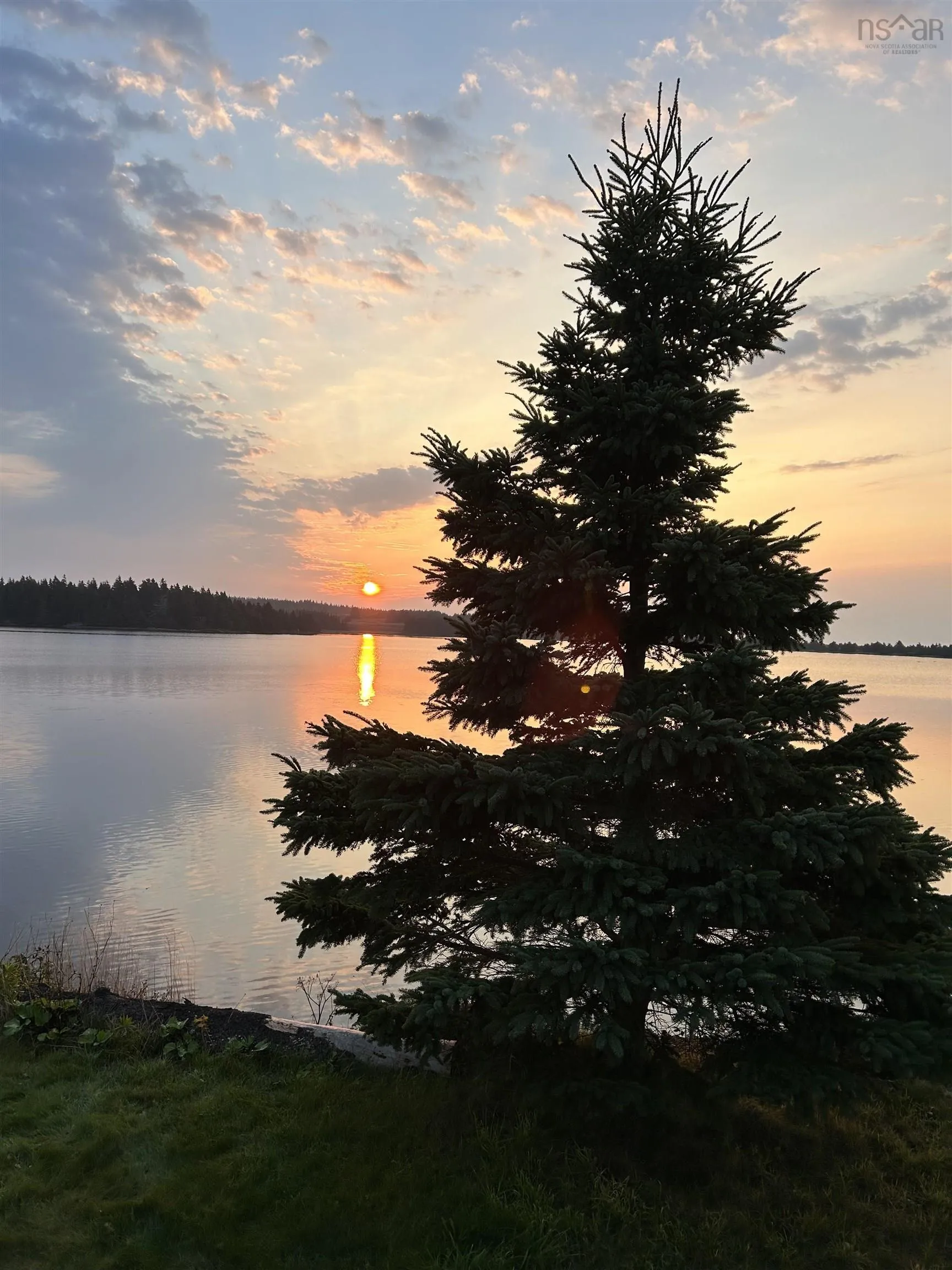 899 Westside Grand River Road, Grand River, NS B0E 1M0, 2 Bedrooms Bedrooms, ,1 BathroomBathrooms,Residential,For Sale,Westside Grand River,202504107