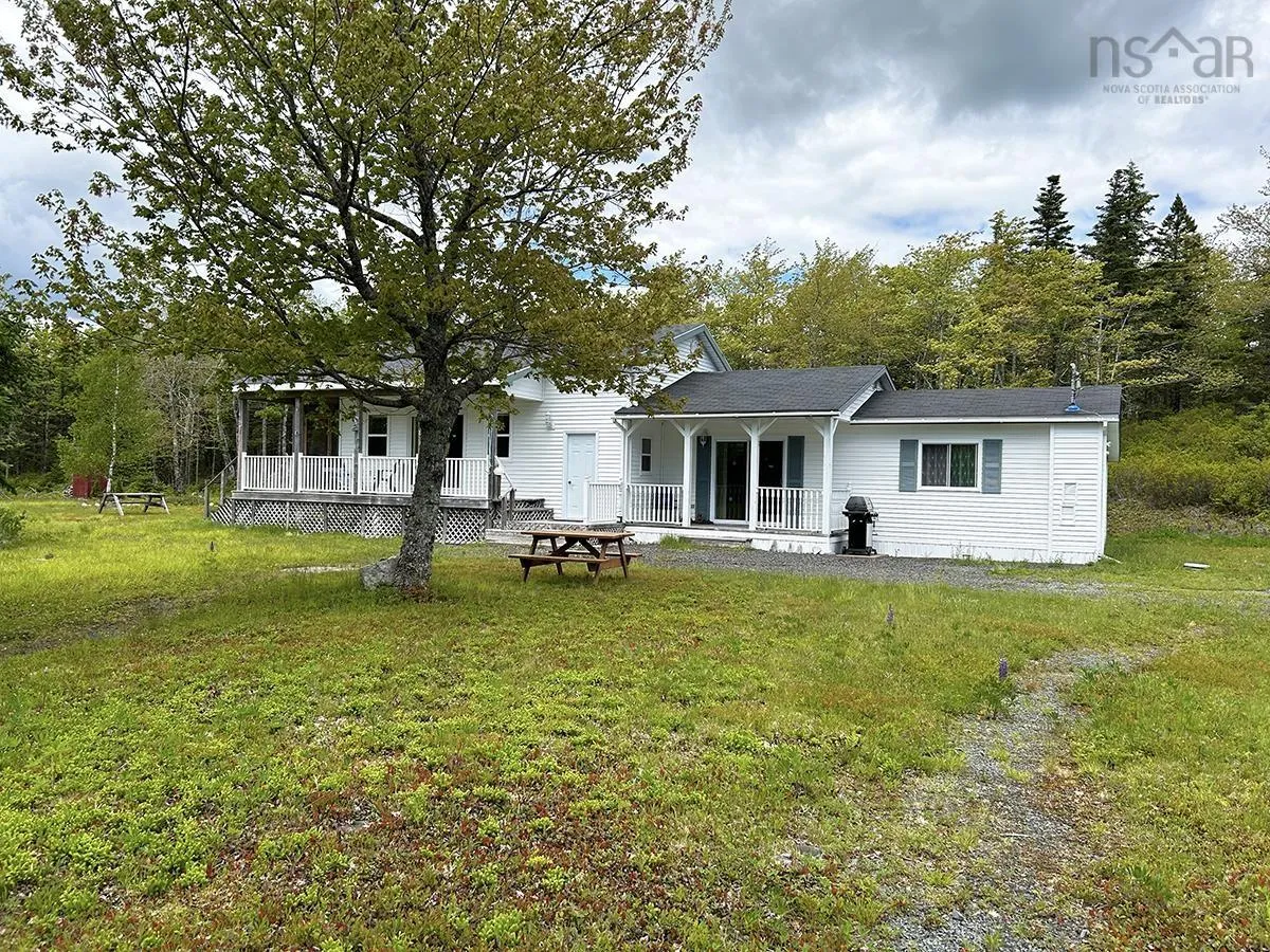 87 Somerset Drive, East Sable River, NS B0T 1V0, 2 Bedrooms Bedrooms, ,2 BathroomsBathrooms,Residential,For Sale,Somerset,202511180