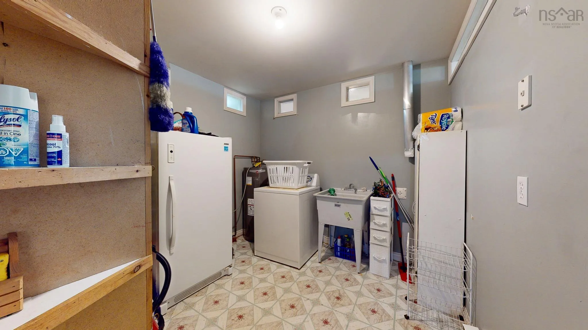 2 Riverview Avenue, Wolfville, NS B4P 2B5, 3 Bedrooms Bedrooms, ,2 BathroomsBathrooms,Residential,For Sale,Riverview,202525630