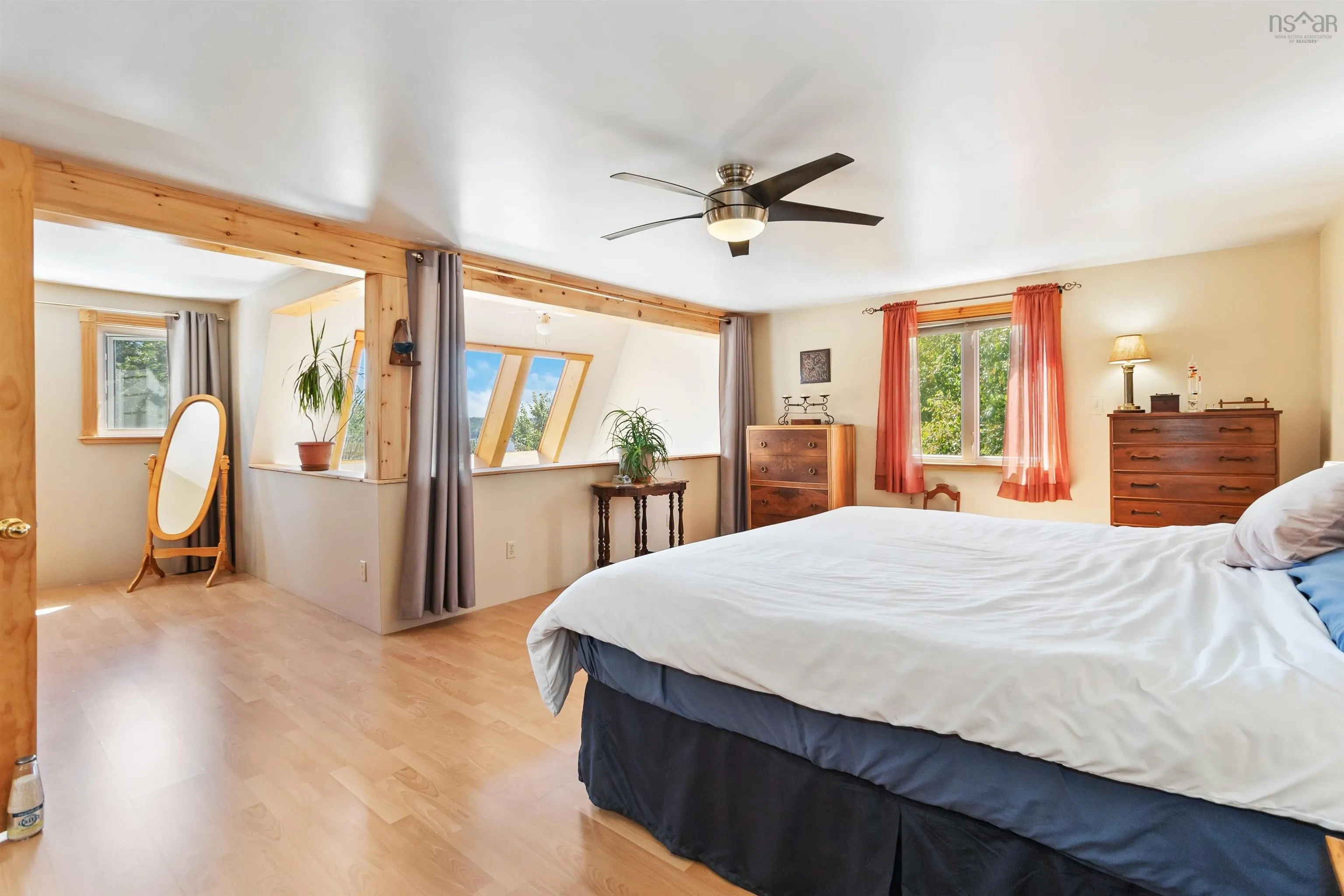 187 Hartz Point Road Road, Shelburne Ns B0t 1w0, 4 Bedrooms Bedrooms, ,2 BathroomsBathrooms,Residential,For Sale,Hartz Point Road,202504929