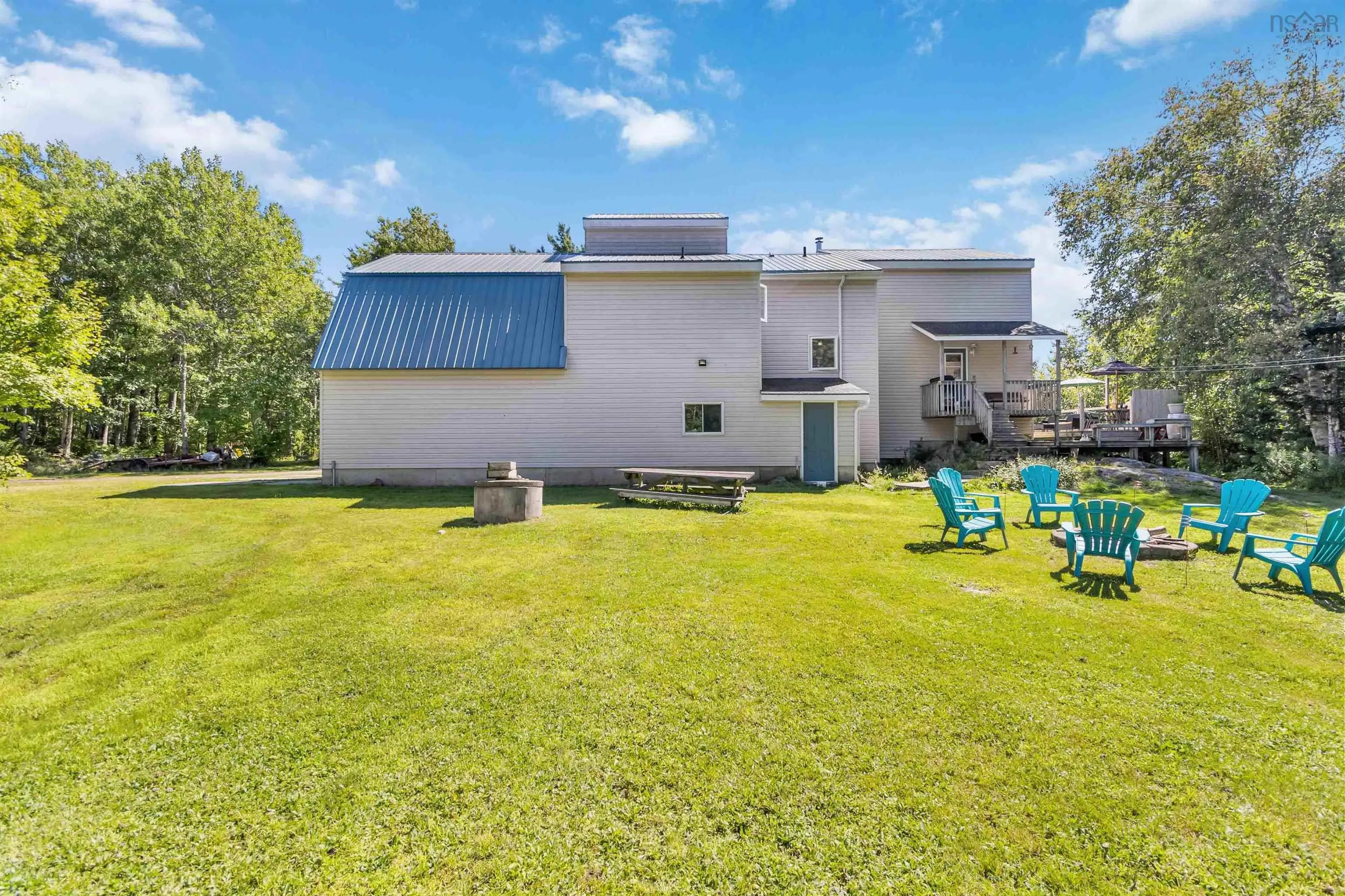 187 Hartz Point Road Road, Shelburne Ns B0t 1w0, 4 Bedrooms Bedrooms, ,2 BathroomsBathrooms,Residential,For Sale,Hartz Point Road,202504929