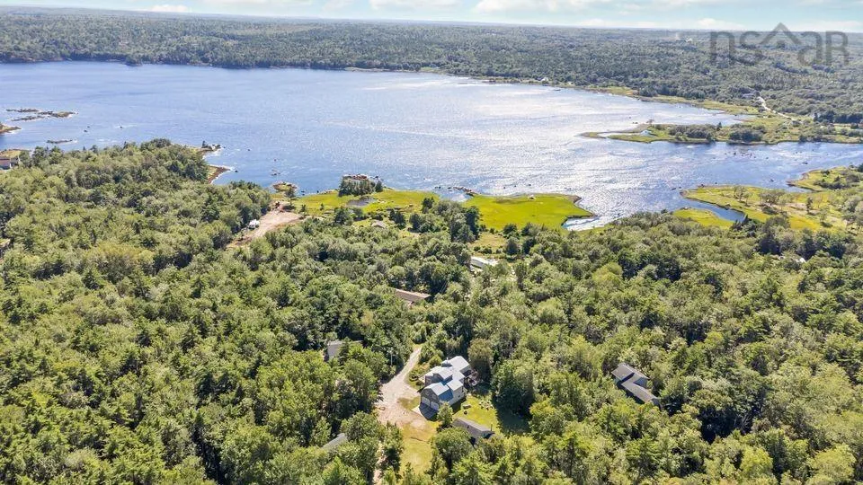 187 Hartz Point Road Road, Shelburne Ns B0t 1w0, 4 Bedrooms Bedrooms, ,2 BathroomsBathrooms,Residential,For Sale,Hartz Point Road,202504929