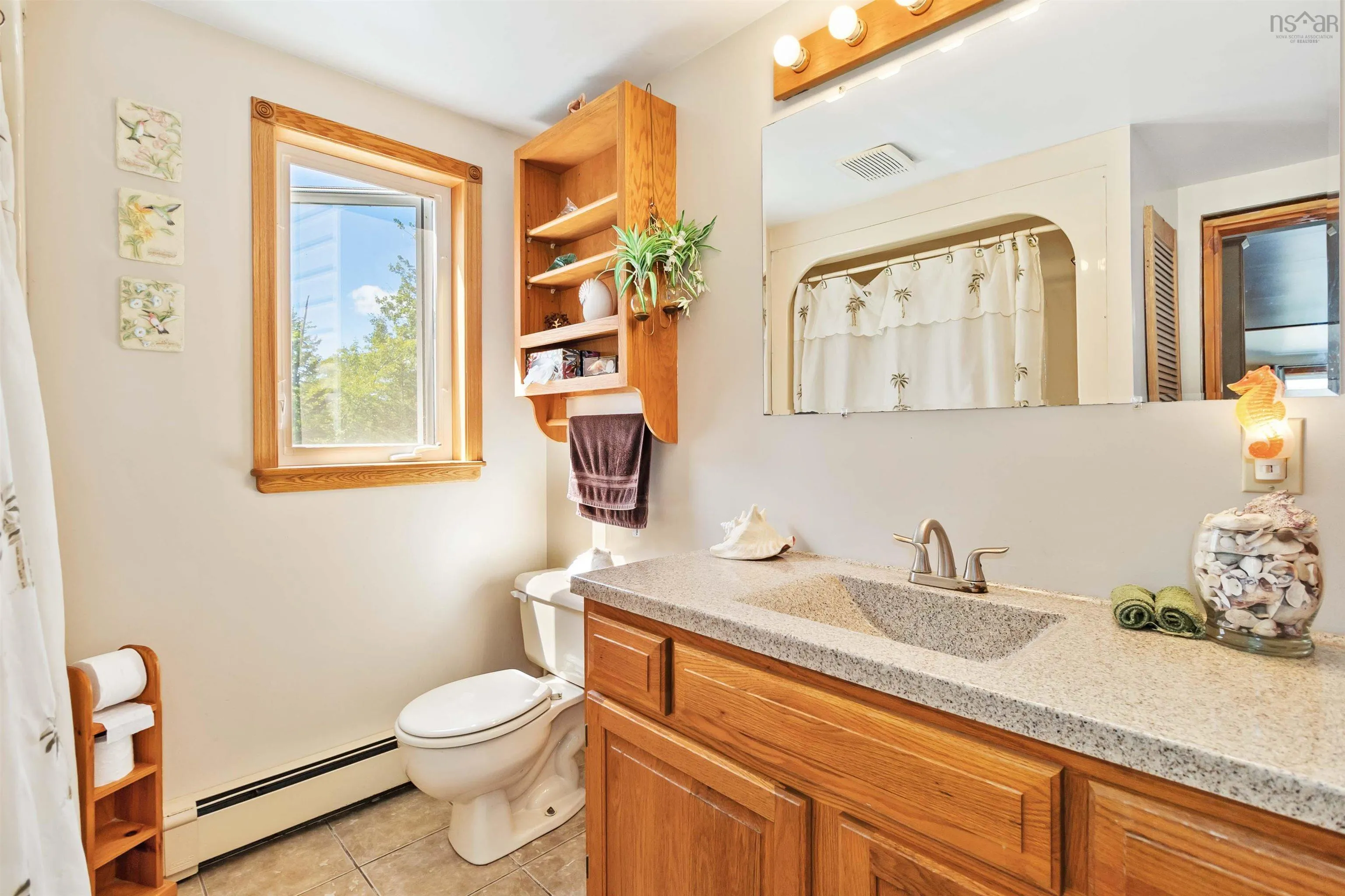 187 Hartz Point Road Road, Shelburne Ns B0t 1w0, 4 Bedrooms Bedrooms, ,2 BathroomsBathrooms,Residential,For Sale,Hartz Point Road,202504929