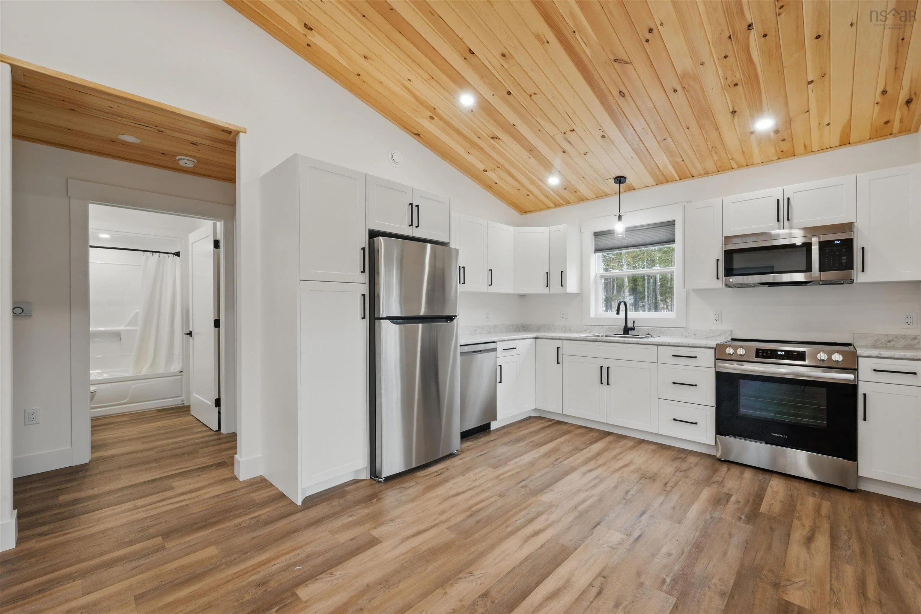 117-192 Resort Road, Vaughan Ns B0n 2t0, 2 Bedrooms Bedrooms, ,1 BathroomBathrooms,Residential,For Sale,Resort,202505570