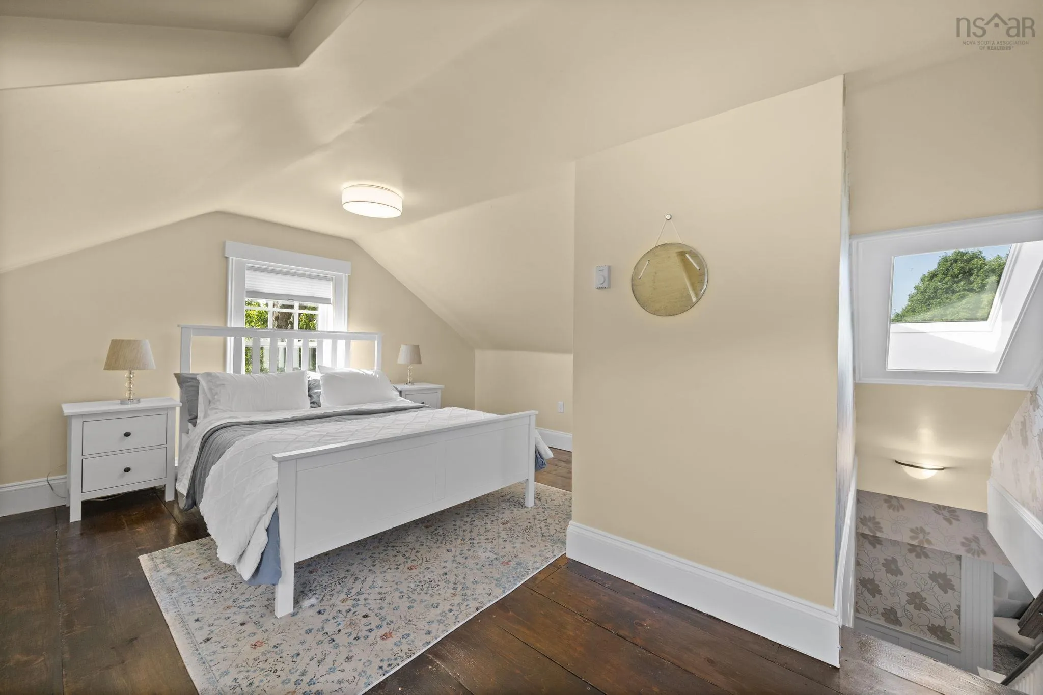 190 Main Street, Berwick, NS B0P 1E0, 4 Bedrooms Bedrooms, ,3 BathroomsBathrooms,Residential,For Sale,Main,202519583