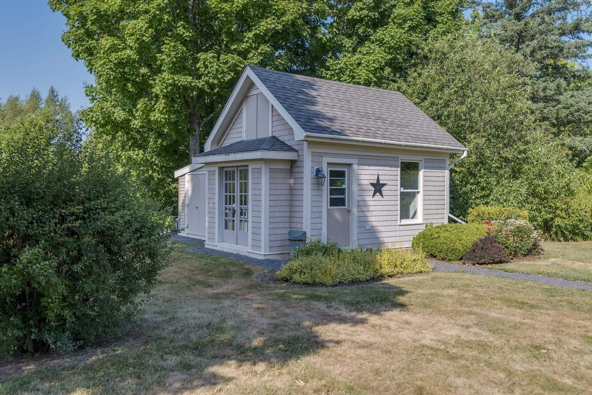 190 Main Street, Berwick, NS B0P 1E0, 4 Bedrooms Bedrooms, ,3 BathroomsBathrooms,Residential,For Sale,Main,202519583