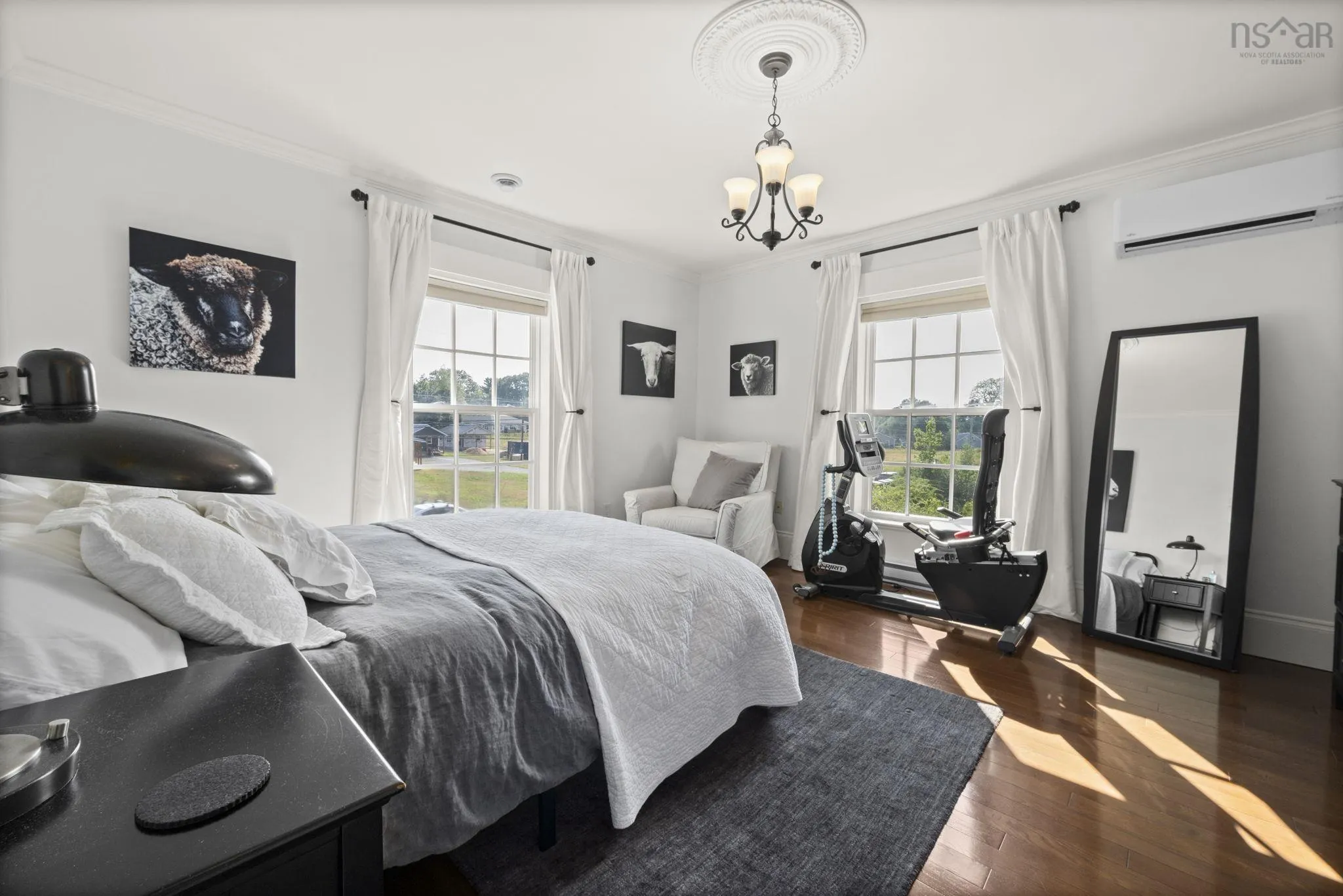 190 Main Street, Berwick, NS B0P 1E0, 4 Bedrooms Bedrooms, ,3 BathroomsBathrooms,Residential,For Sale,Main,202519583
