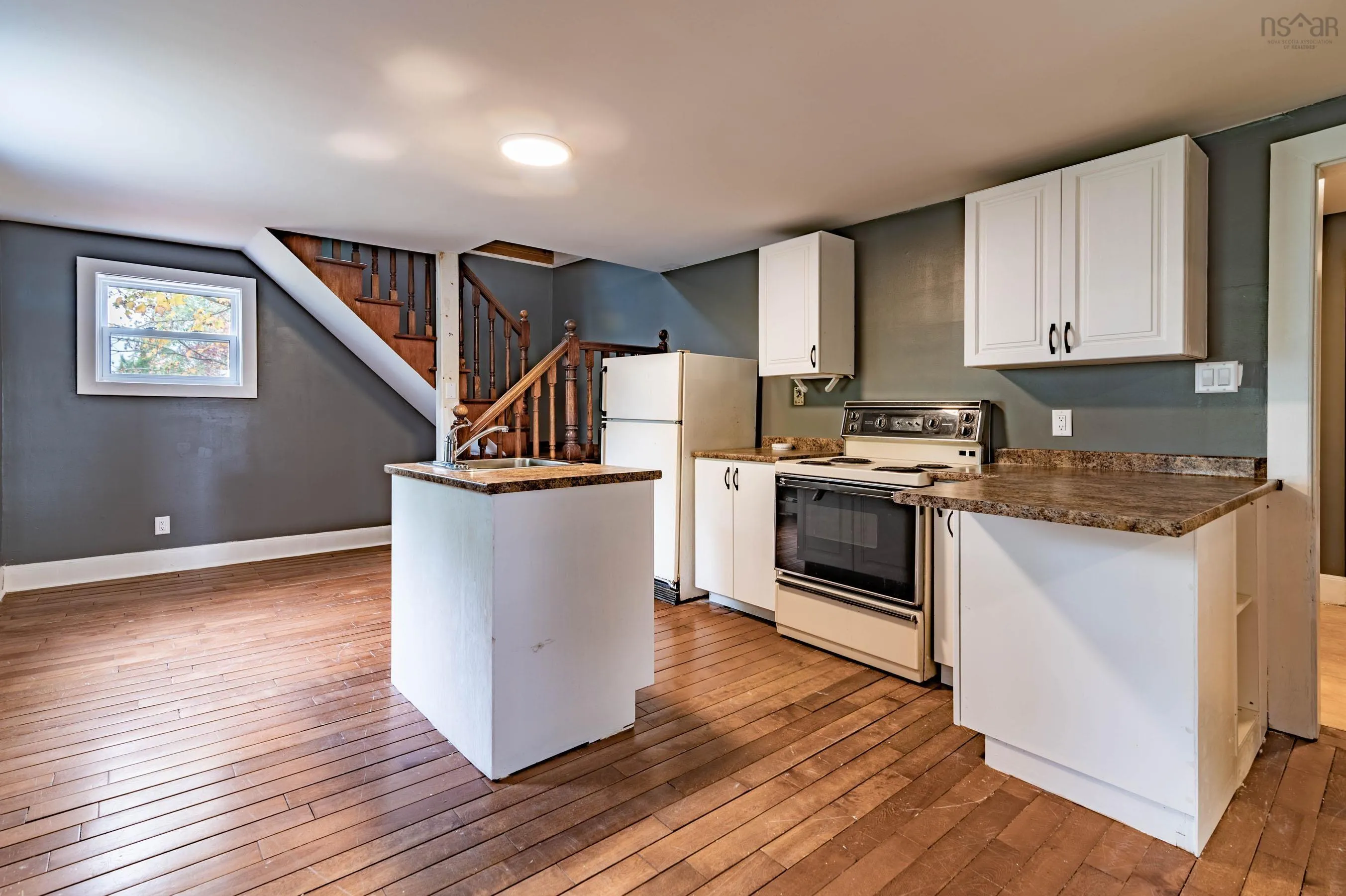 199 Main Street, Middleton Ns B0s 1p0, 6 Bedrooms Bedrooms, ,Residential Income,For Sale,Main,202421333