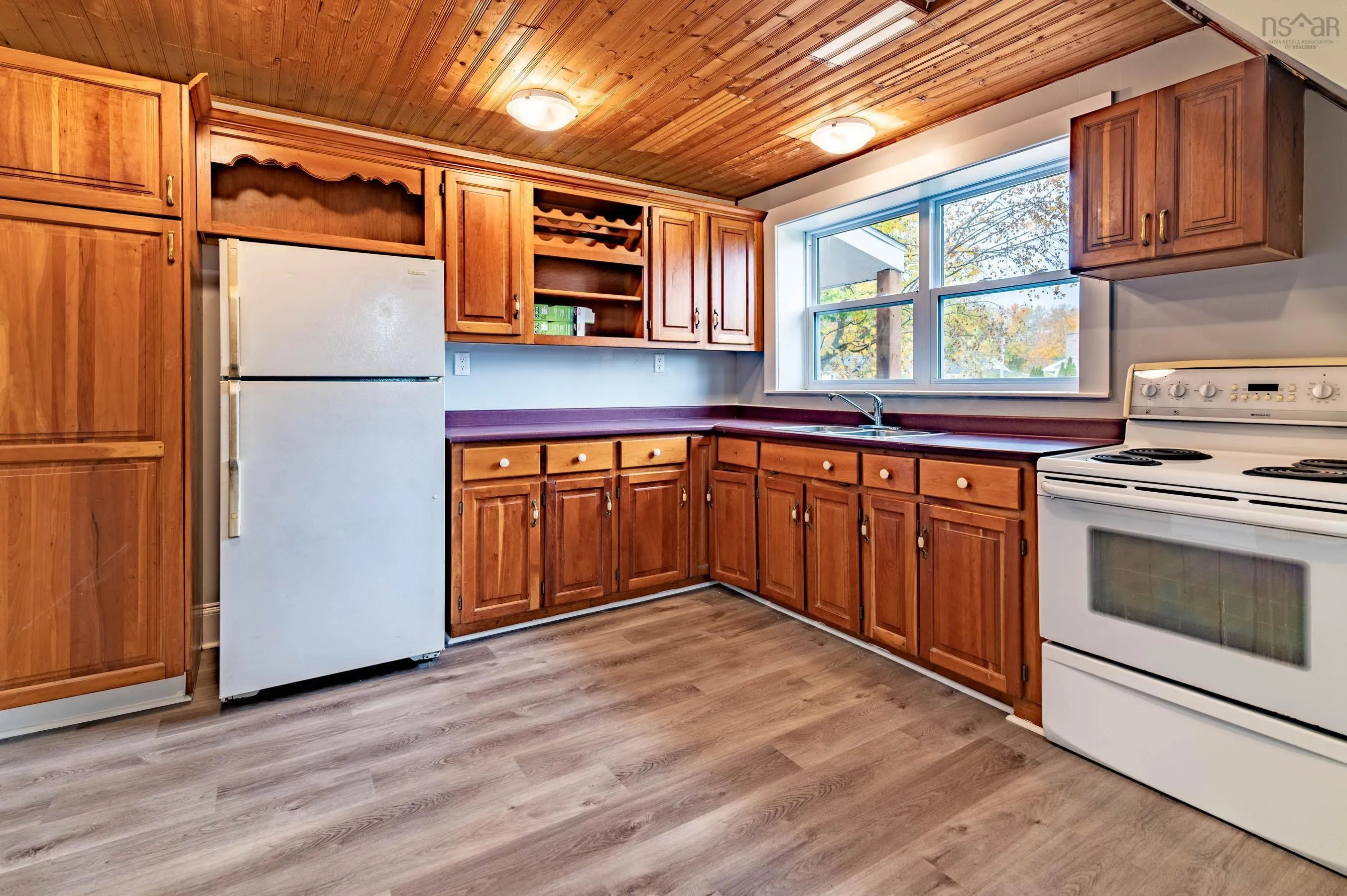 199 Main Street, Middleton Ns B0s 1p0, 6 Bedrooms Bedrooms, ,Residential Income,For Sale,Main,202421333