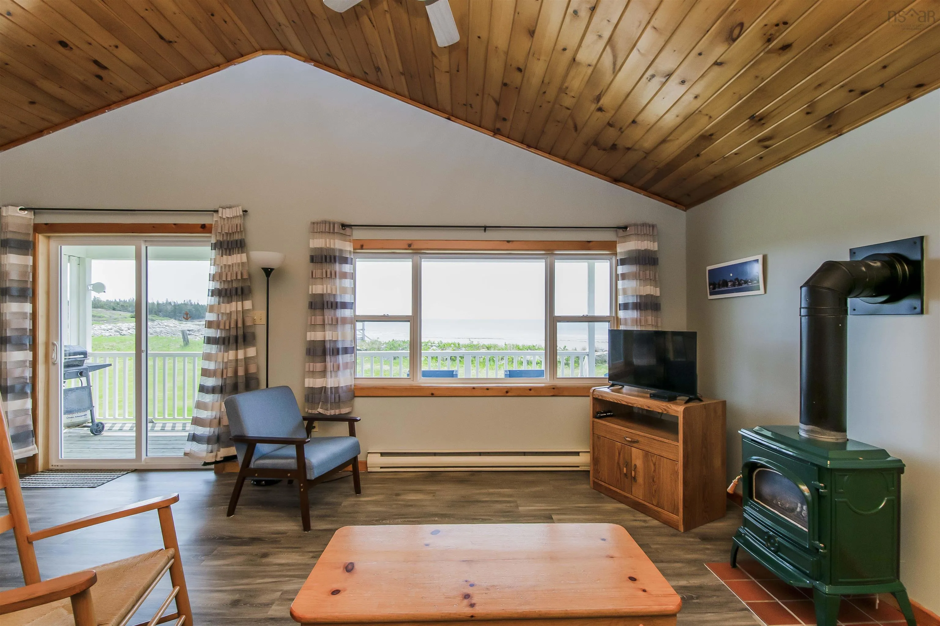 1 Gull Rock Road, Lockeport Ns B0t 1l0, ,Commercial Sale,For Sale,Gull Rock,202500654