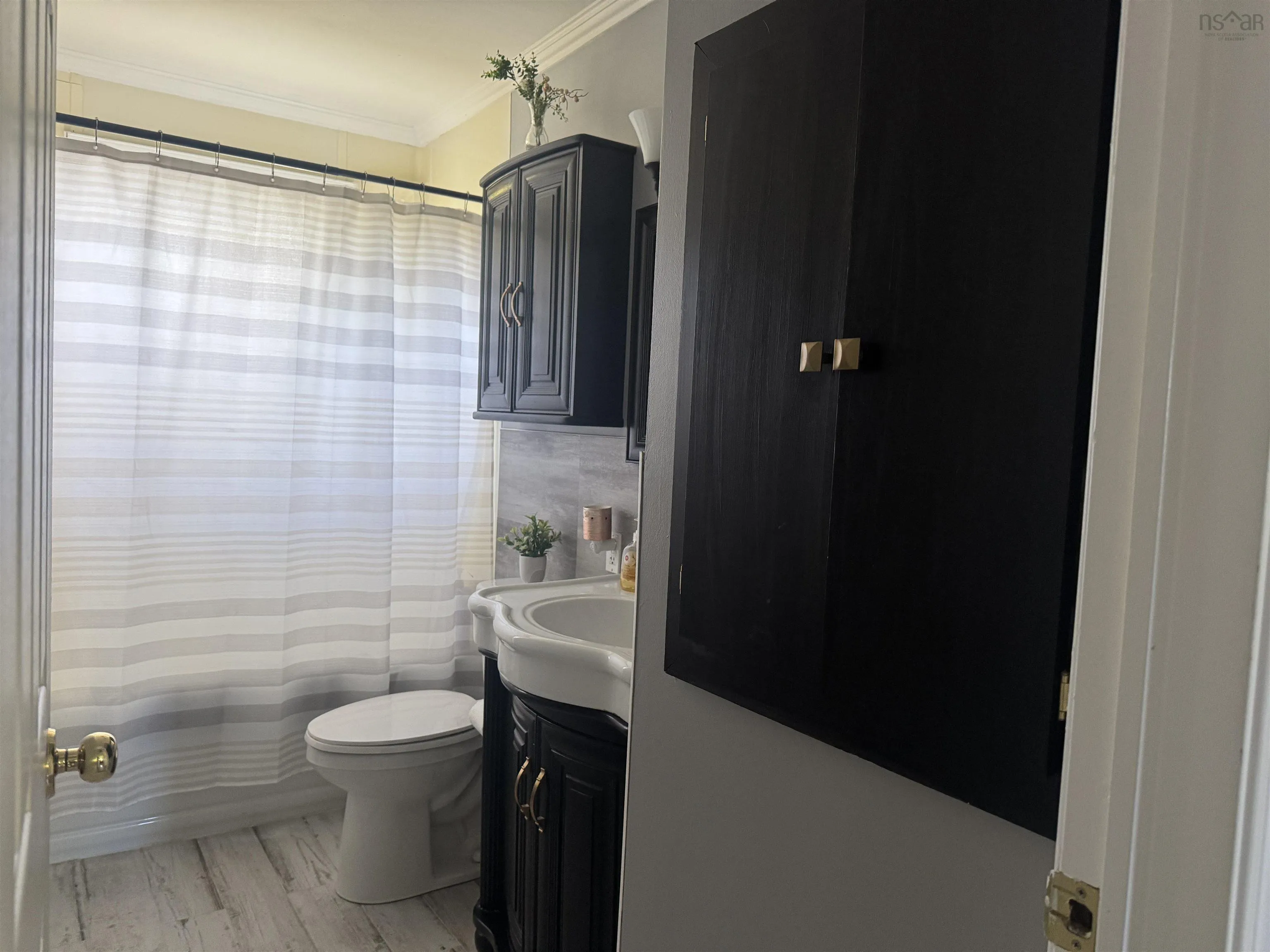 13 Third Avenue, Florence, NS B1Y 1S1, 5 Bedrooms Bedrooms, ,2 BathroomsBathrooms,Residential,For Sale,Third,202524800