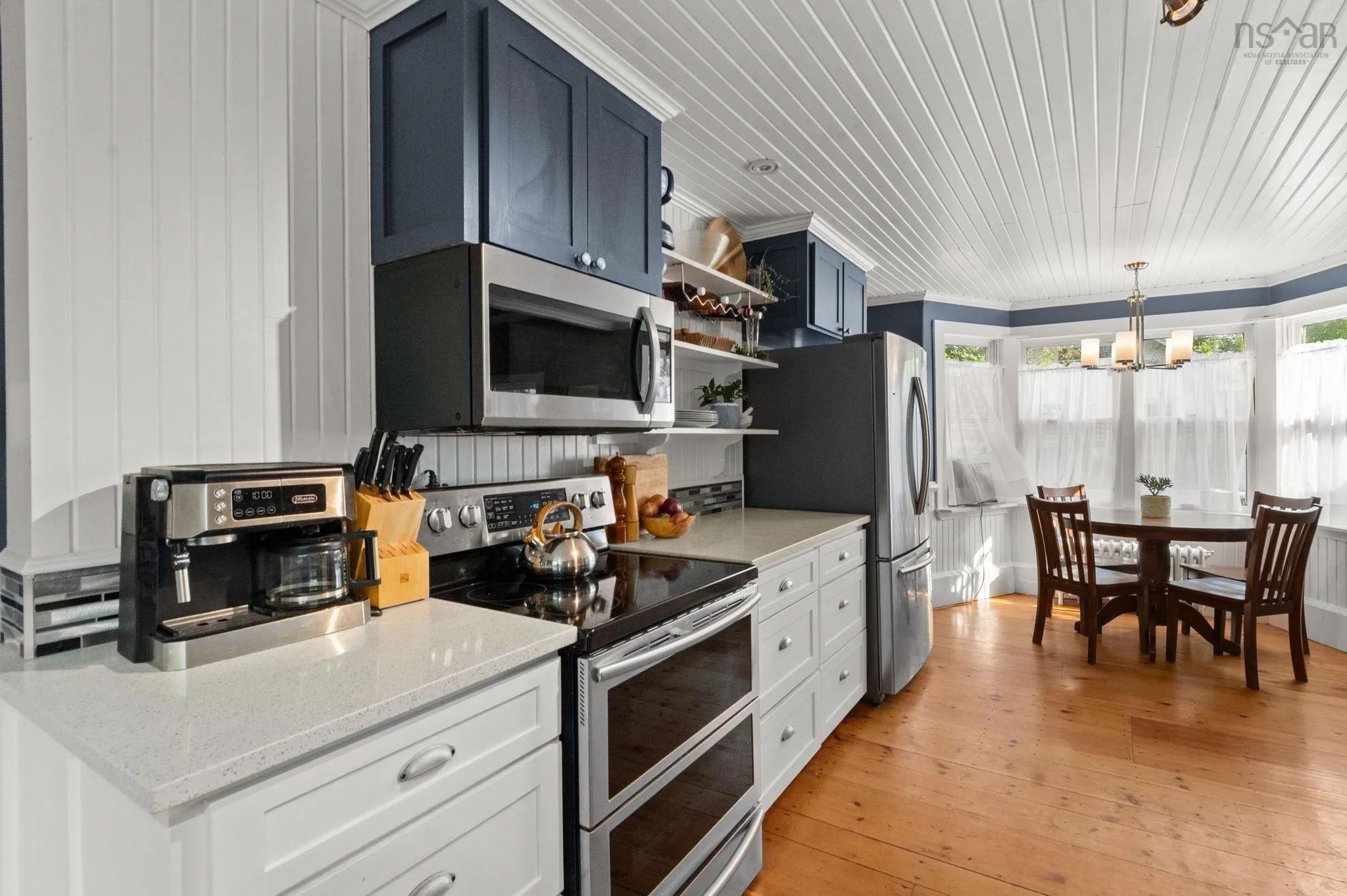5 Main Street, Hantsport, NS B0P 1P0, 4 Bedrooms Bedrooms, ,4 BathroomsBathrooms,Residential,For Sale,Main,202521122