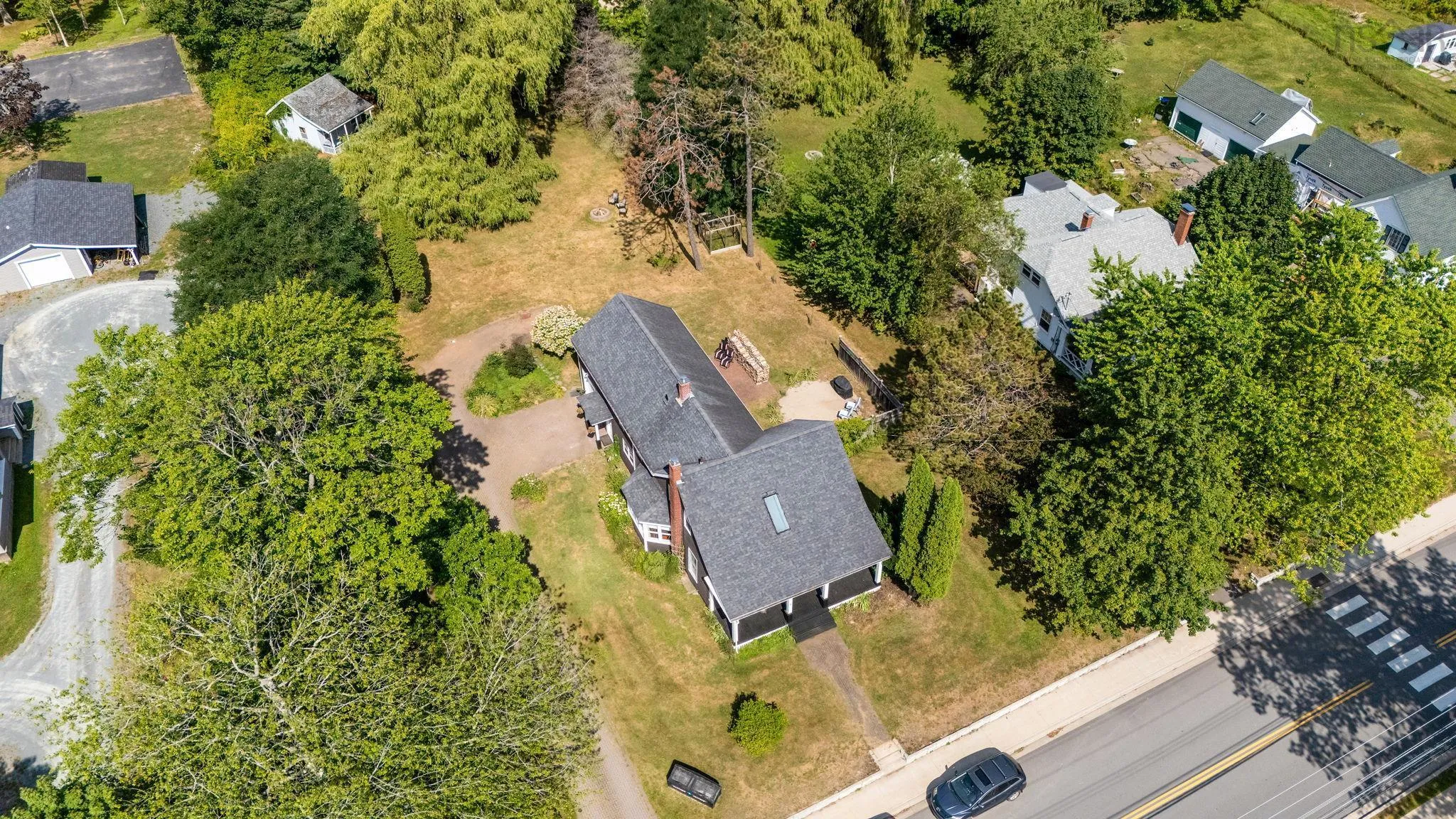 5 Main Street, Hantsport, NS B0P 1P0, 4 Bedrooms Bedrooms, ,4 BathroomsBathrooms,Residential,For Sale,Main,202521122