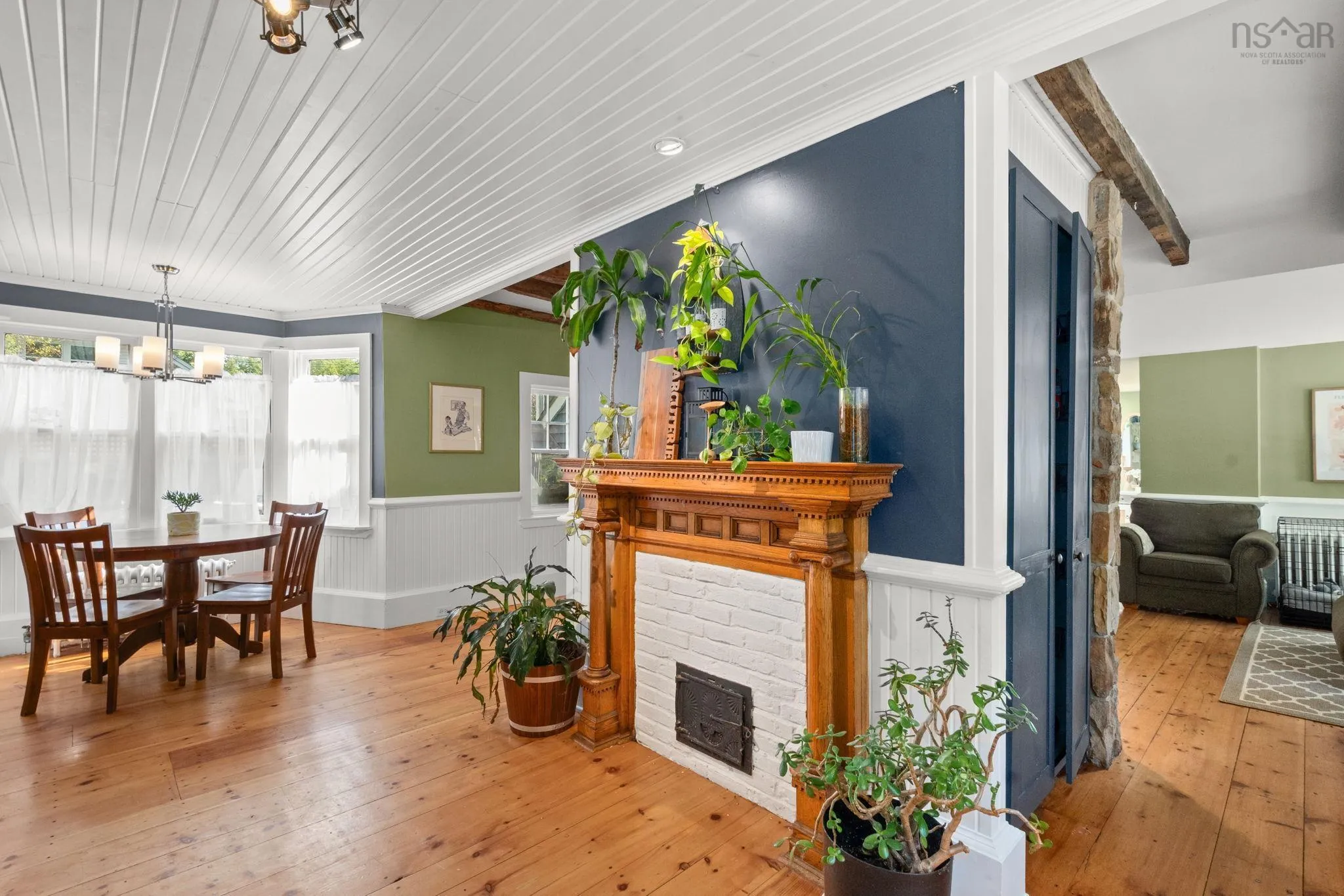 5 Main Street, Hantsport, NS B0P 1P0, 4 Bedrooms Bedrooms, ,4 BathroomsBathrooms,Residential,For Sale,Main,202521122