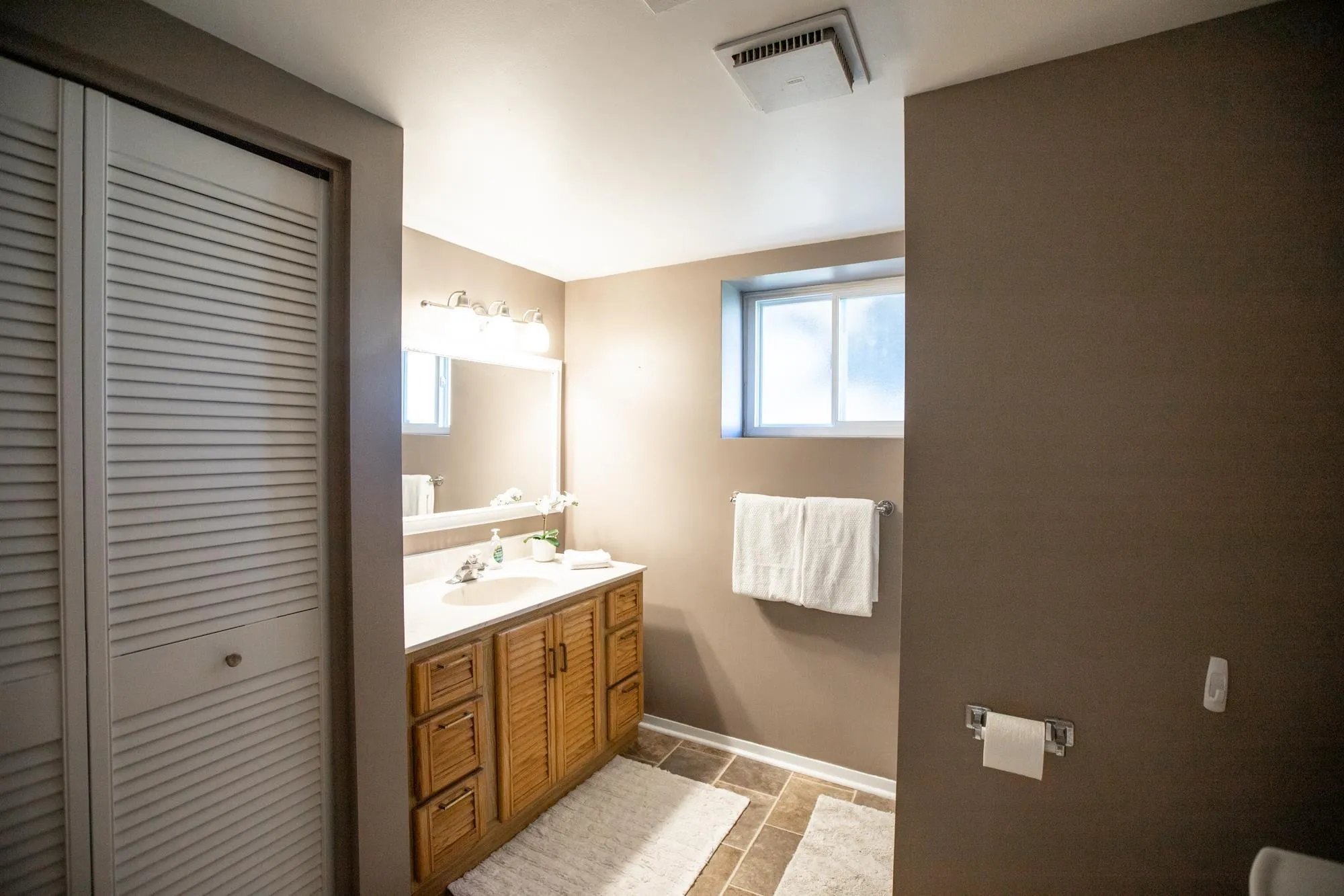 22 Irvin Cross Place Place, Dartmouth, NS B2W 3Y9, 4 Bedrooms Bedrooms, ,2 BathroomsBathrooms,Residential,For Sale,Irvin Cross Place,202521876