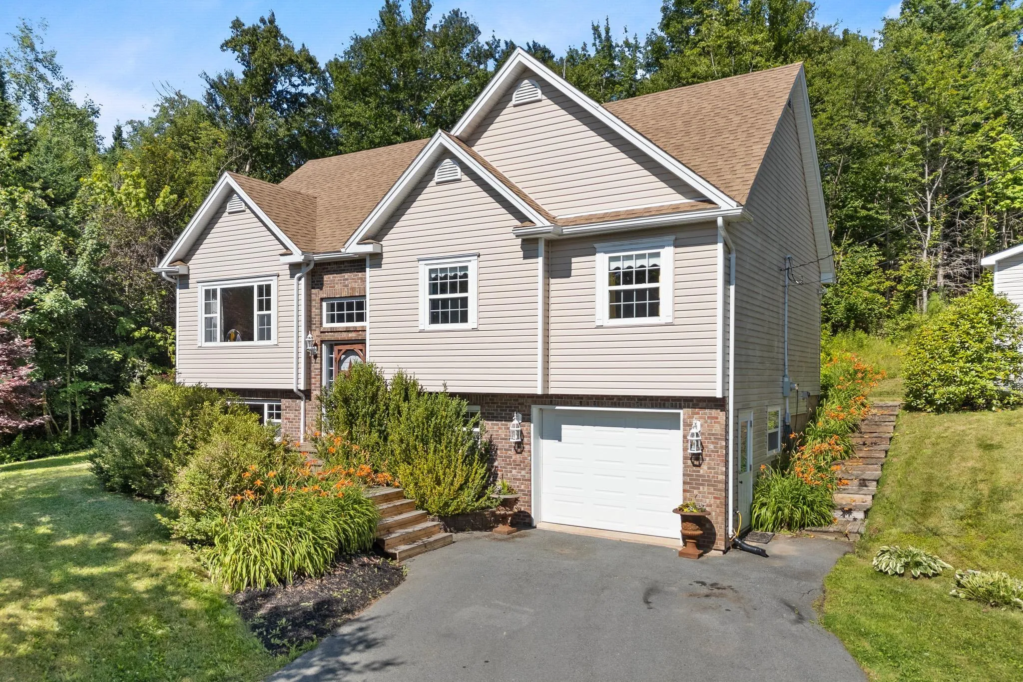 80 Rivendale Drive, Beaver Bank, NS B4G 1G2, 3 Bedrooms Bedrooms, ,2 BathroomsBathrooms,Residential,For Sale,Rivendale,202519606
