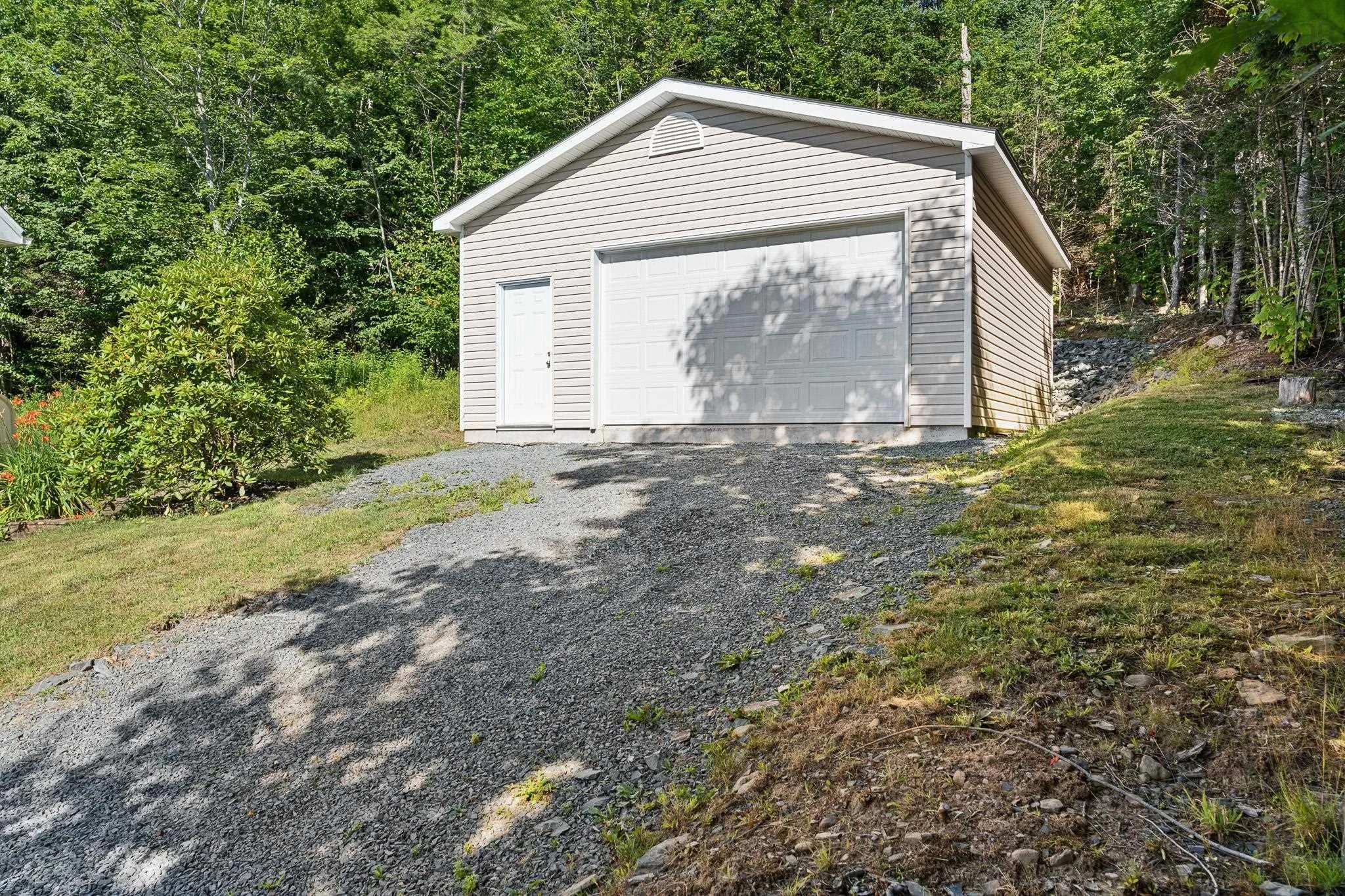 80 Rivendale Drive, Beaver Bank, NS B4G 1G2, 3 Bedrooms Bedrooms, ,2 BathroomsBathrooms,Residential,For Sale,Rivendale,202519606
