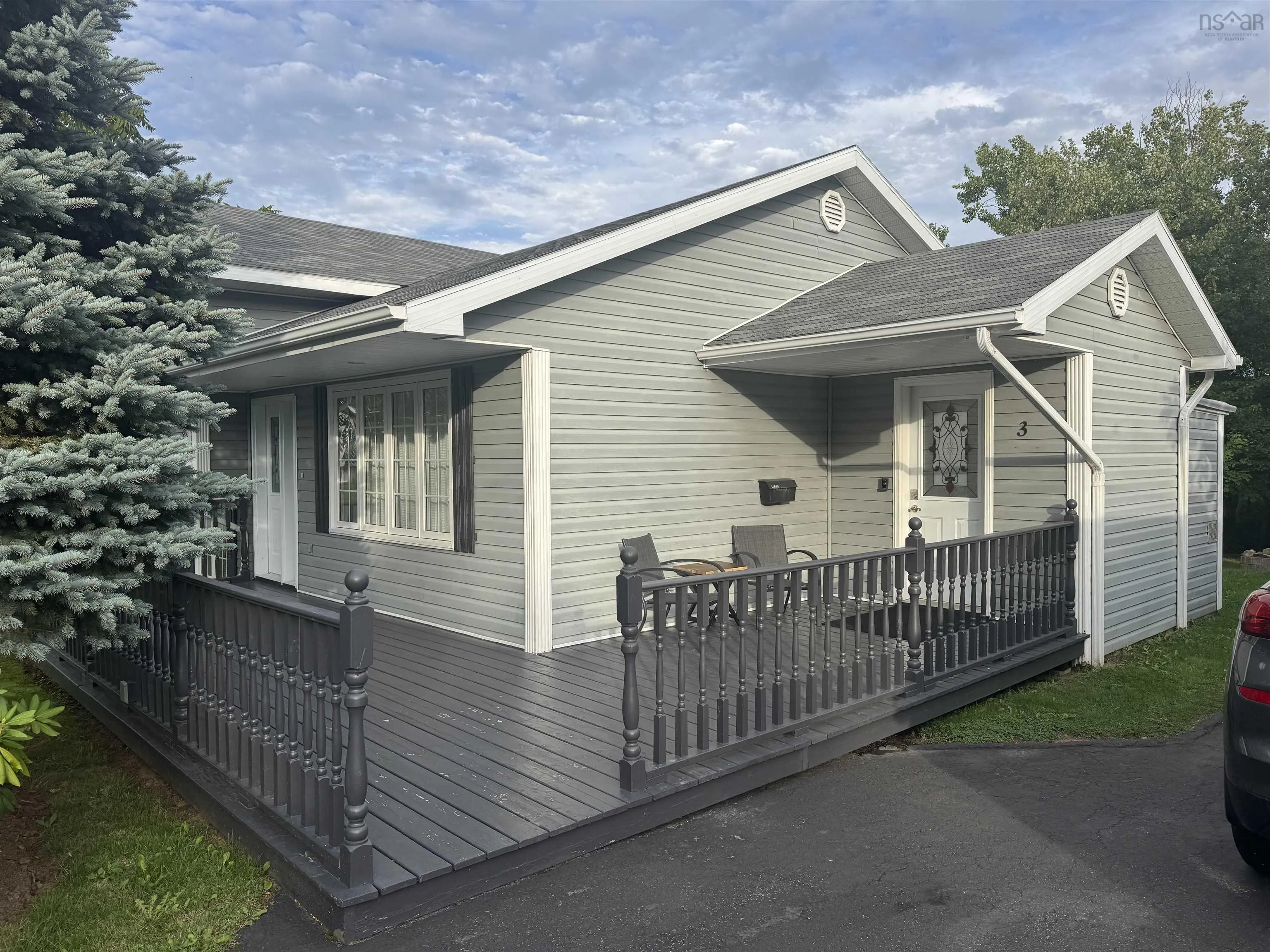 3 Robert Avenue, Sydney Mines, NS B1V 3J2, 3 Bedrooms Bedrooms, ,2 BathroomsBathrooms,Residential,For Sale,Robert,202522732