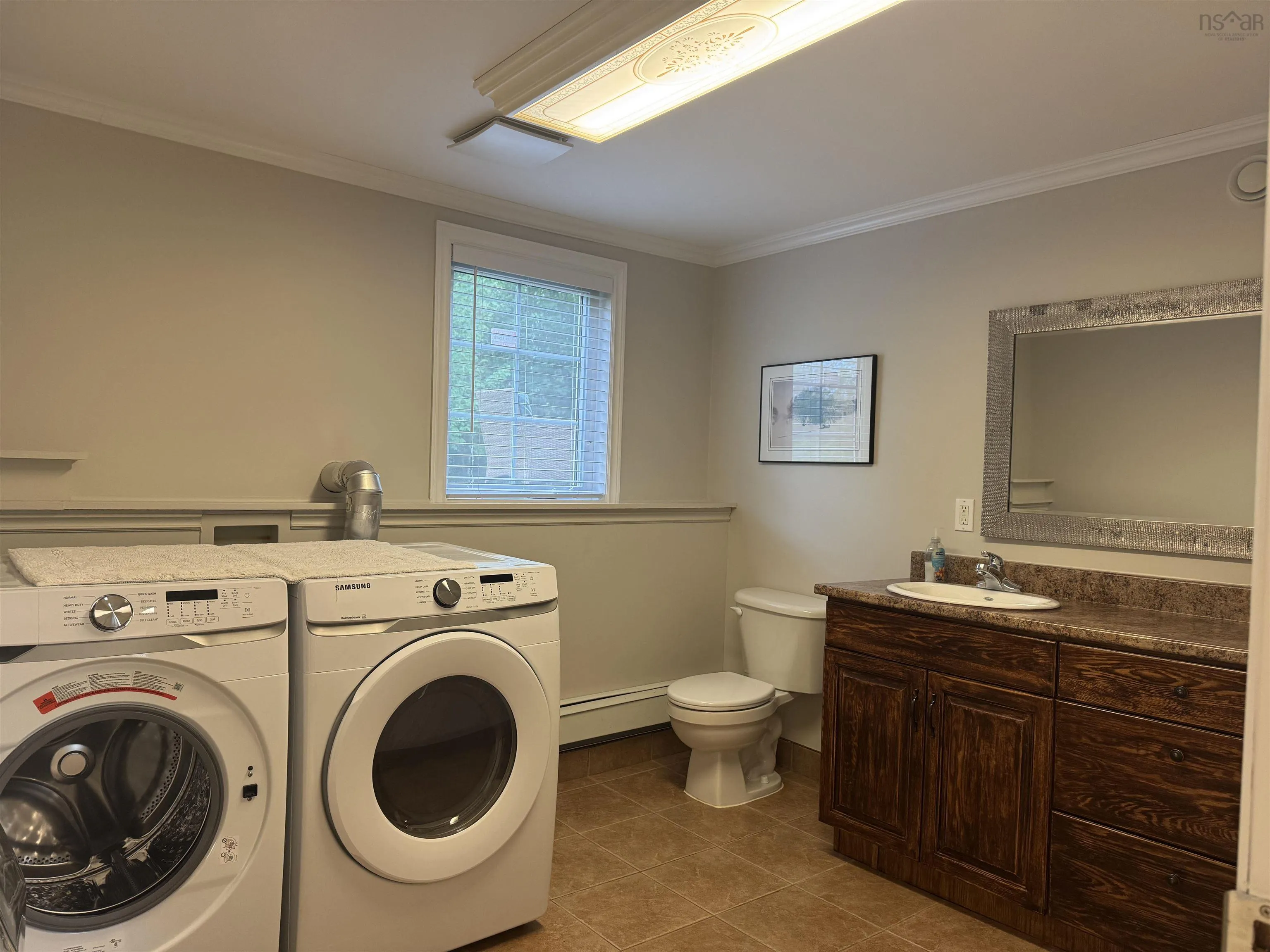 3 Robert Avenue, Sydney Mines, NS B1V 3J2, 3 Bedrooms Bedrooms, ,2 BathroomsBathrooms,Residential,For Sale,Robert,202522732