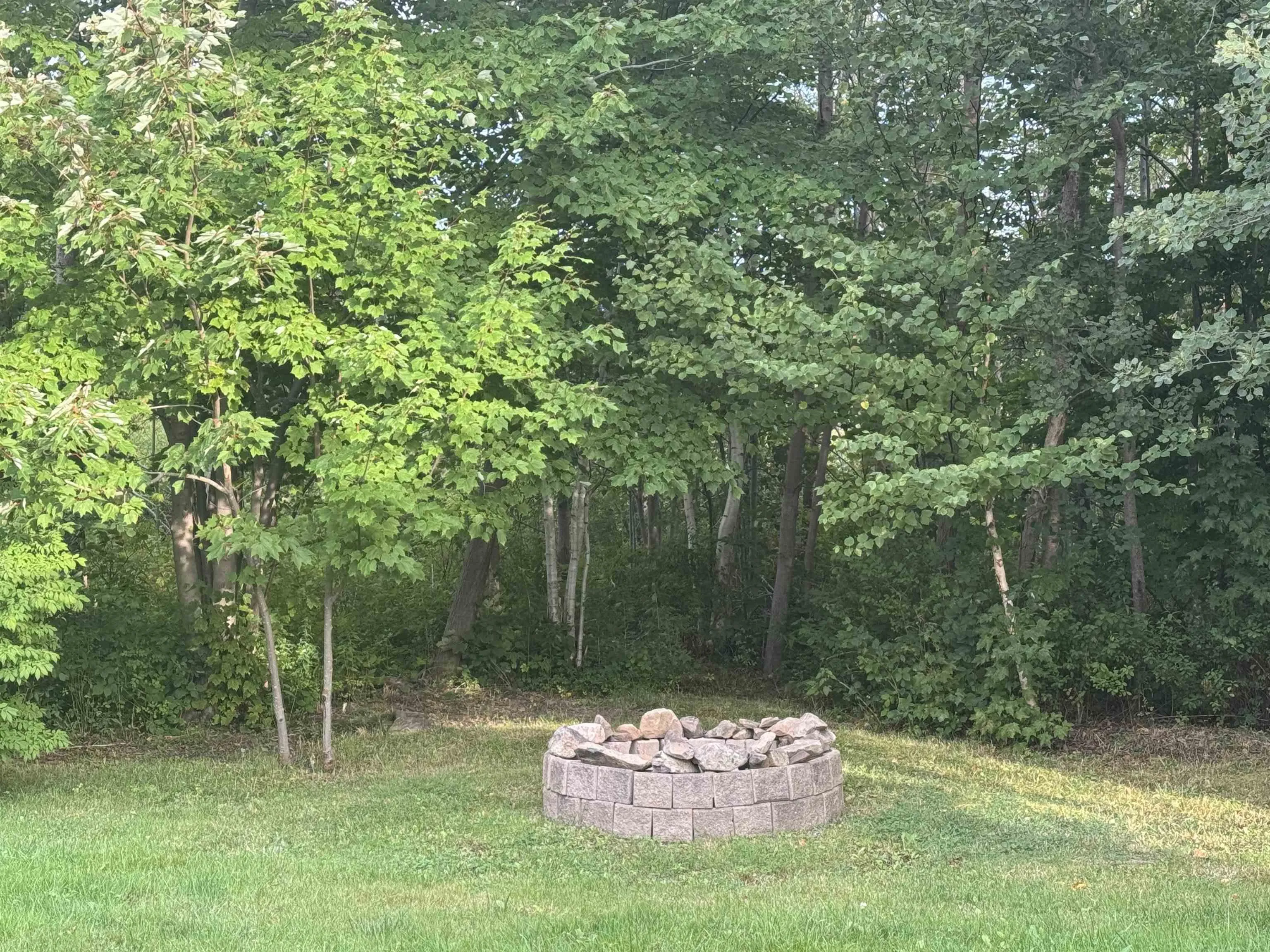 3 Robert Avenue, Sydney Mines, NS B1V 3J2, 3 Bedrooms Bedrooms, ,2 BathroomsBathrooms,Residential,For Sale,Robert,202522732