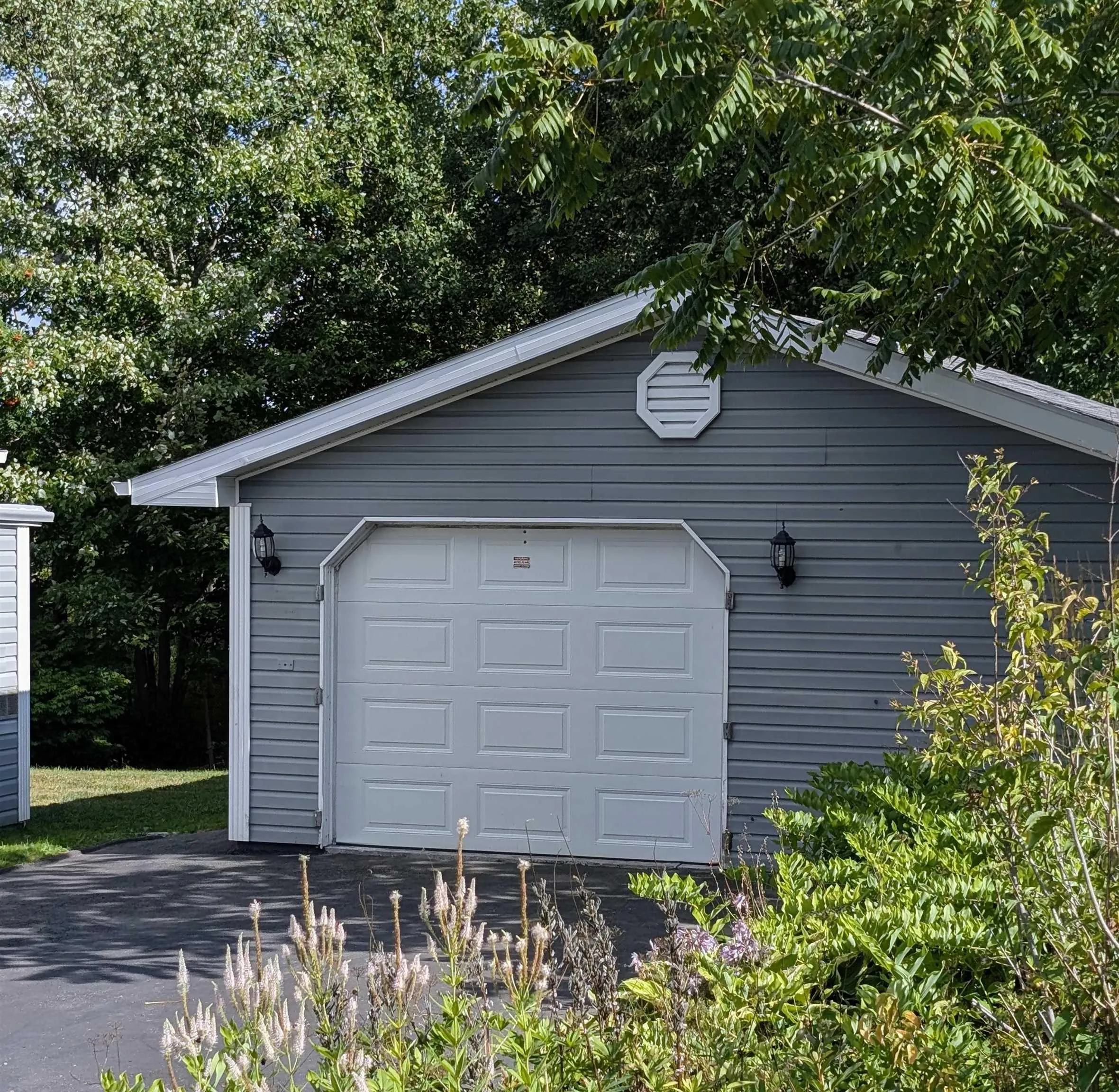 3 Robert Avenue, Sydney Mines, NS B1V 3J2, 3 Bedrooms Bedrooms, ,2 BathroomsBathrooms,Residential,For Sale,Robert,202522732