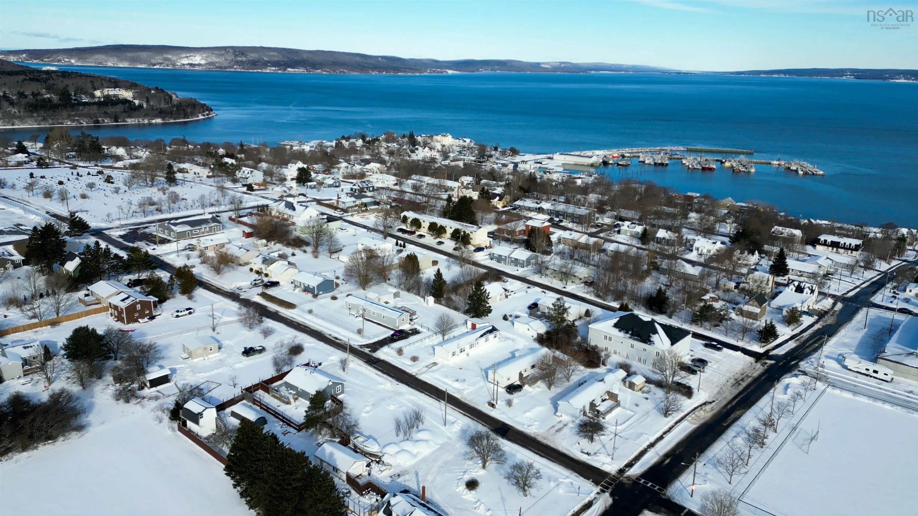 127-140-142-144 Third Avenue, Digby Ns B0v 1a0, 36 Bedrooms Bedrooms, ,Residential Income,For Sale,Third,202502304