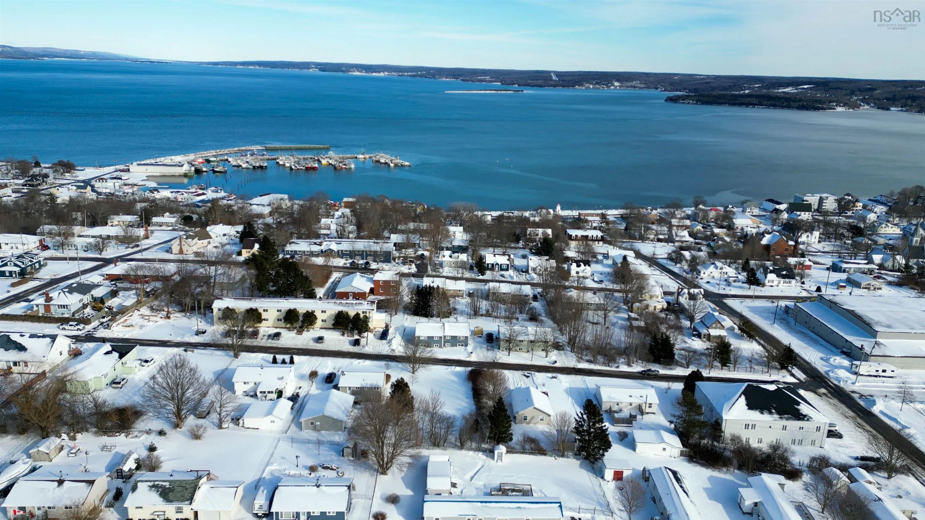 127-140-142-144 Third Avenue, Digby Ns B0v 1a0, 36 Bedrooms Bedrooms, ,Residential Income,For Sale,Third,202502304