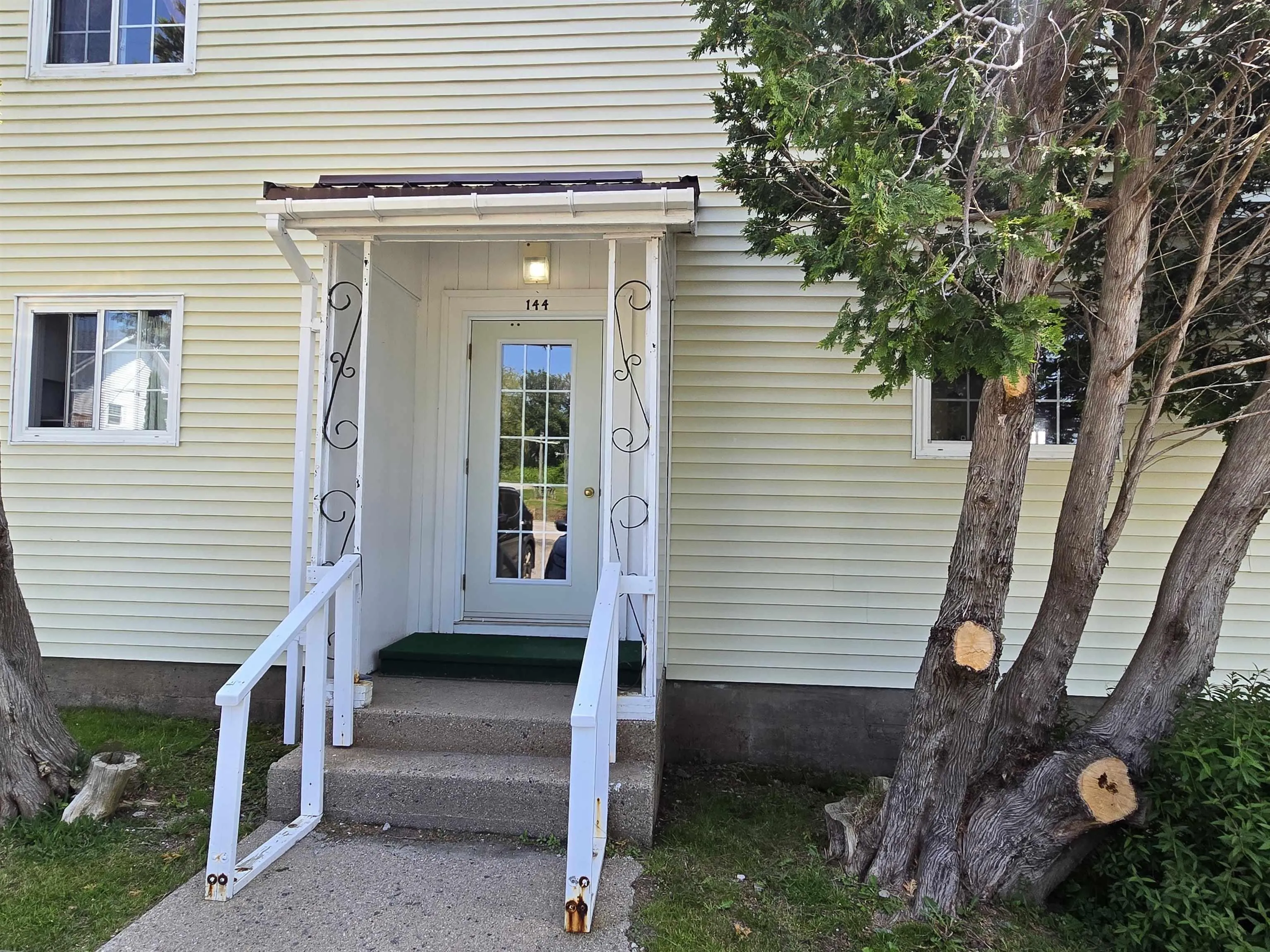 127-140-142-144 Third Avenue, Digby Ns B0v 1a0, 36 Bedrooms Bedrooms, ,Residential Income,For Sale,Third,202502304