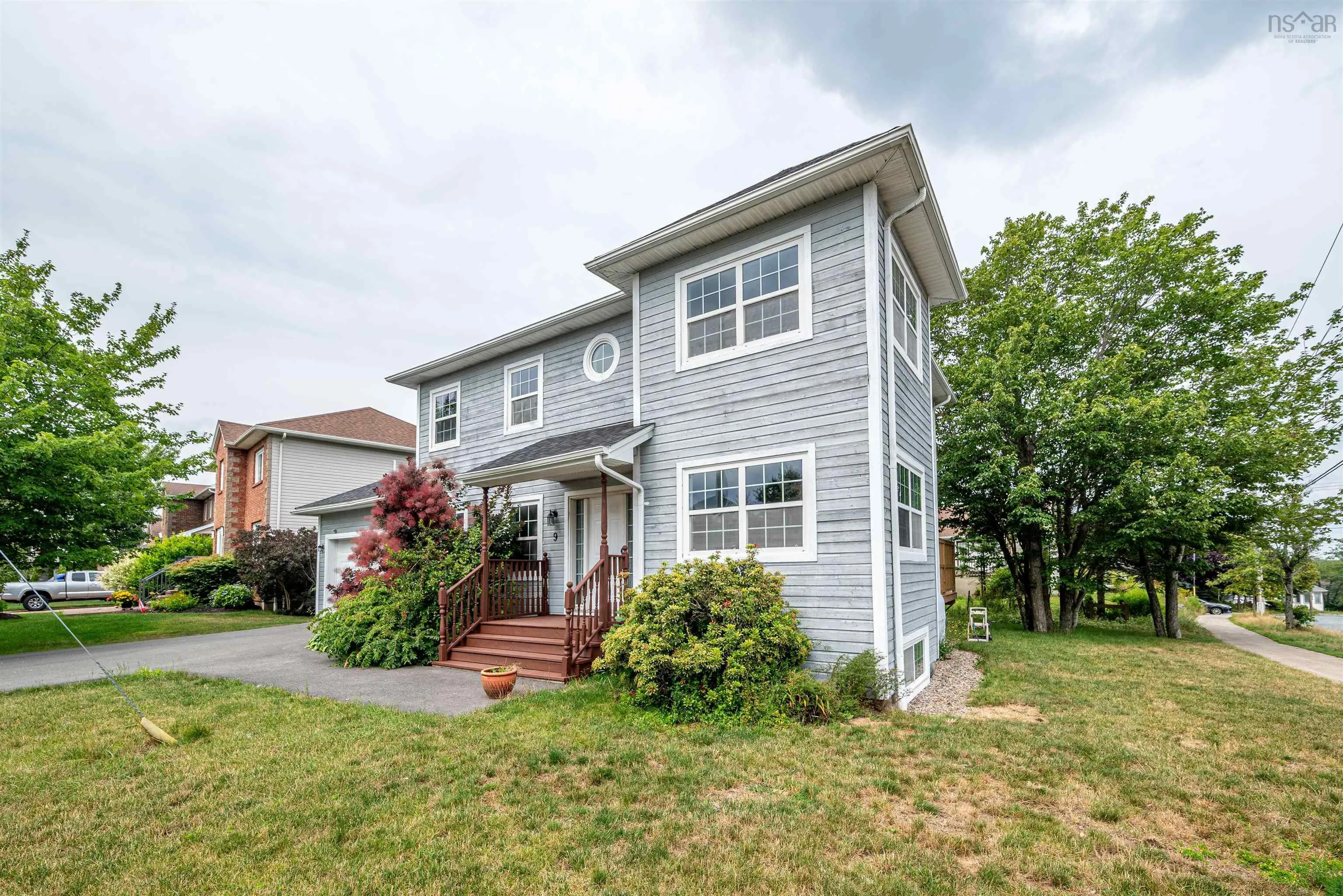9 Roxbury Crescent, Halifax, NS B3M 4S9, 5 Bedrooms Bedrooms, ,4 BathroomsBathrooms,Residential,For Sale,Roxbury,202519499
