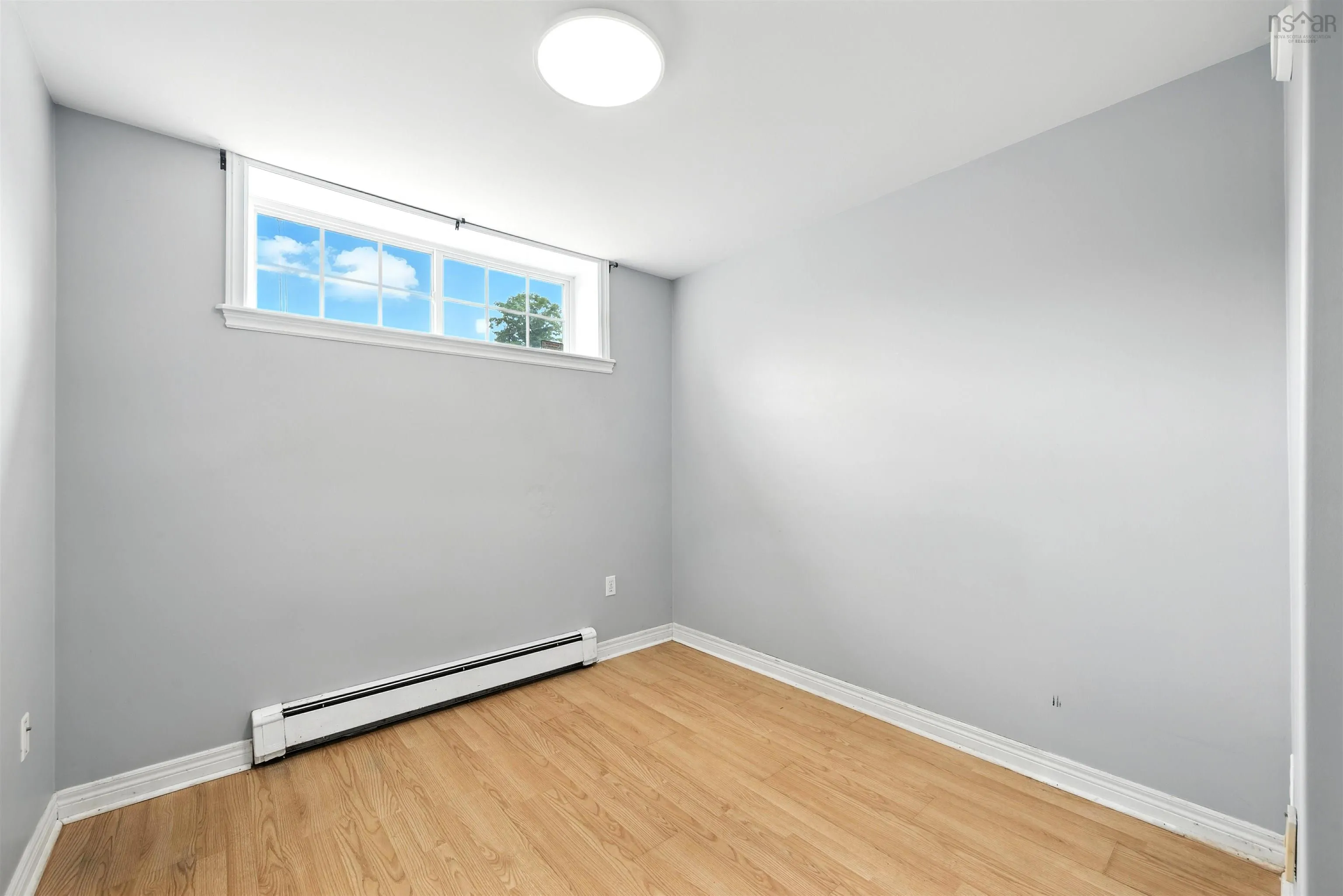 9 Roxbury Crescent, Halifax, NS B3M 4S9, 5 Bedrooms Bedrooms, ,4 BathroomsBathrooms,Residential,For Sale,Roxbury,202519499