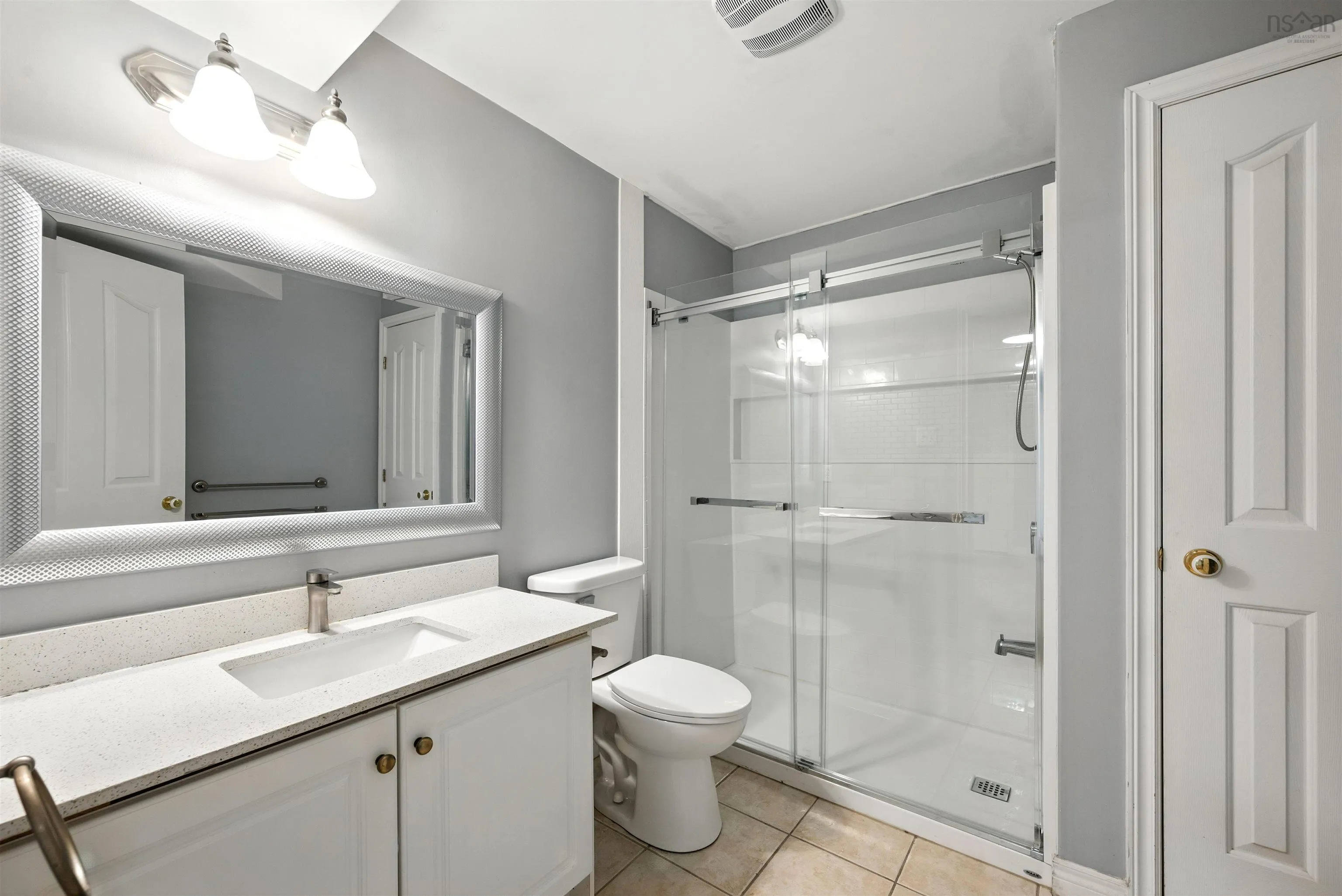 9 Roxbury Crescent, Halifax, NS B3M 4S9, 5 Bedrooms Bedrooms, ,4 BathroomsBathrooms,Residential,For Sale,Roxbury,202519499