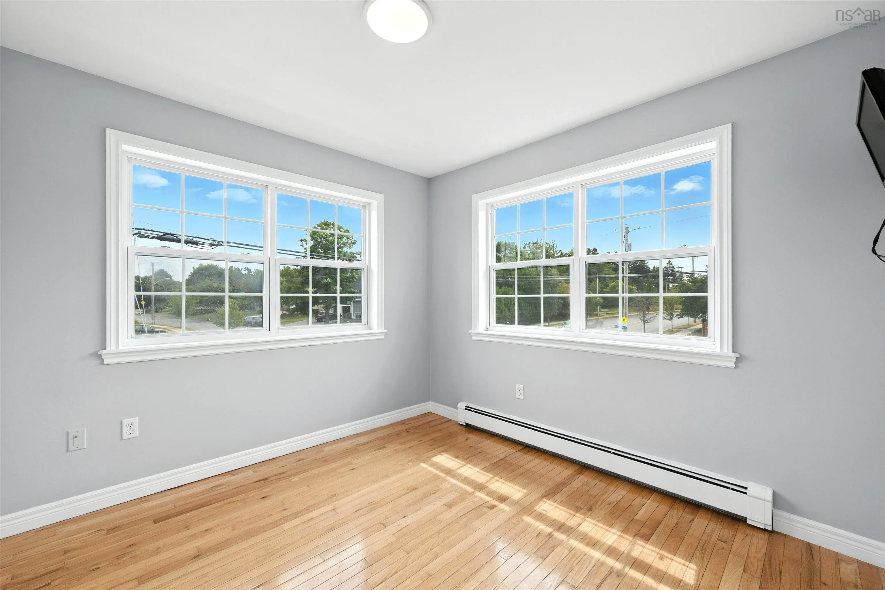 9 Roxbury Crescent, Halifax, NS B3M 4S9, 5 Bedrooms Bedrooms, ,4 BathroomsBathrooms,Residential,For Sale,Roxbury,202519499