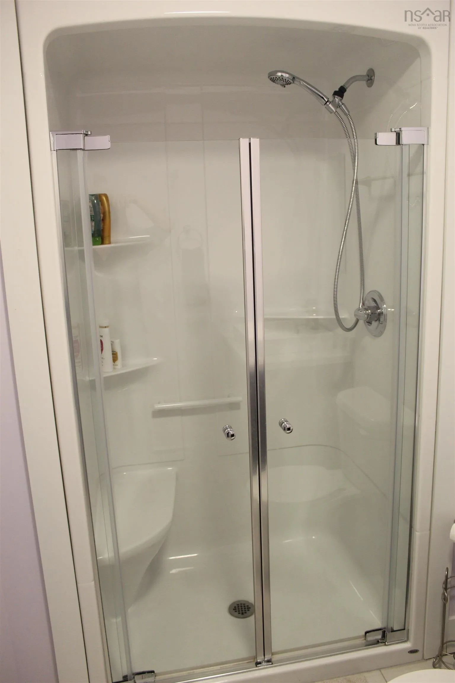 20 Trout Run, Halifax, NS B3R 0C4, 4 Bedrooms Bedrooms, ,4 BathroomsBathrooms,Residential,For Sale,Trout Run,202522109
