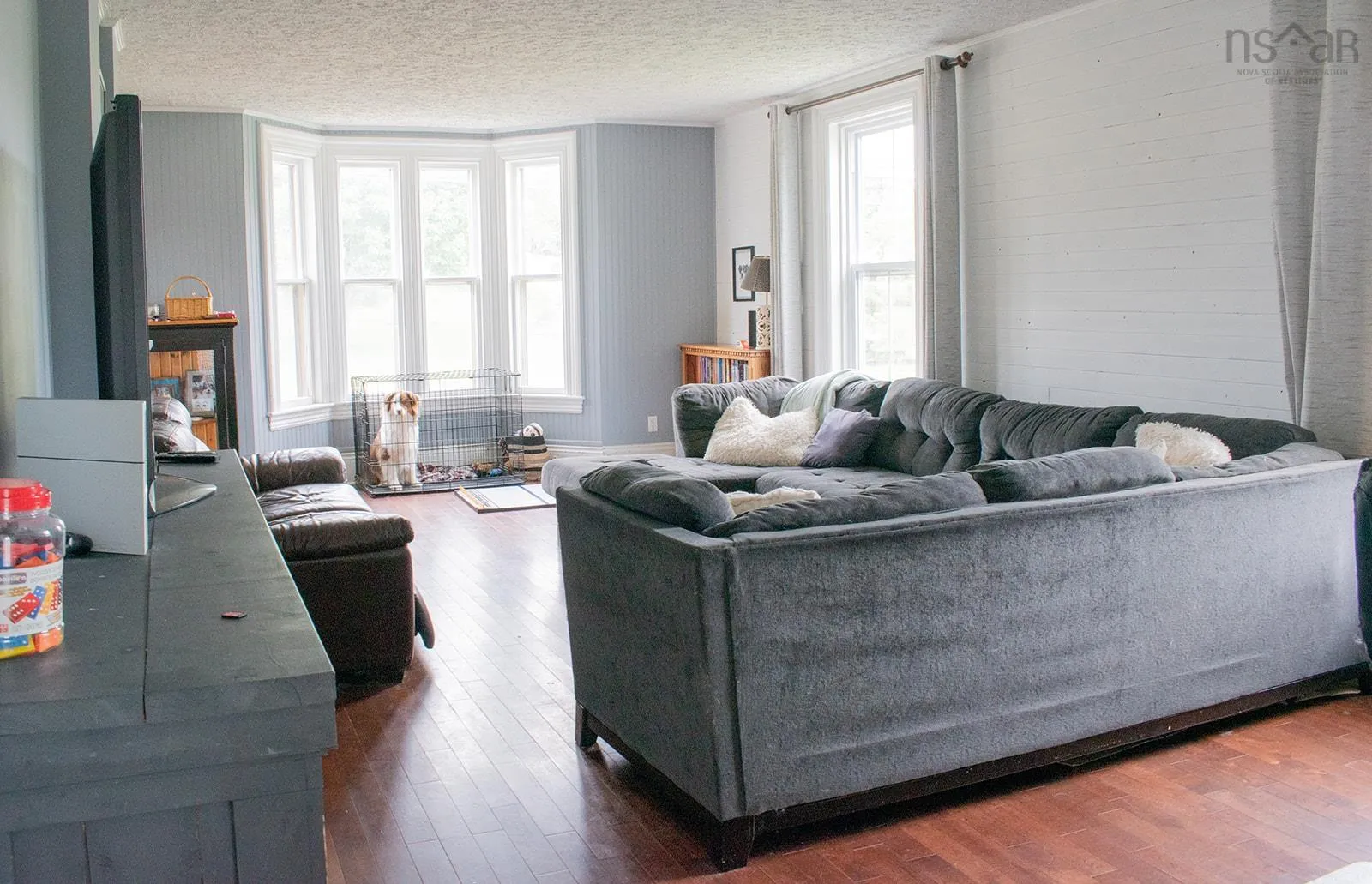 230 Victoria Street E, Amherst, NS B4H 1Y9, 3 Bedrooms Bedrooms, ,2 BathroomsBathrooms,Residential,For Sale,Victoria,202517517