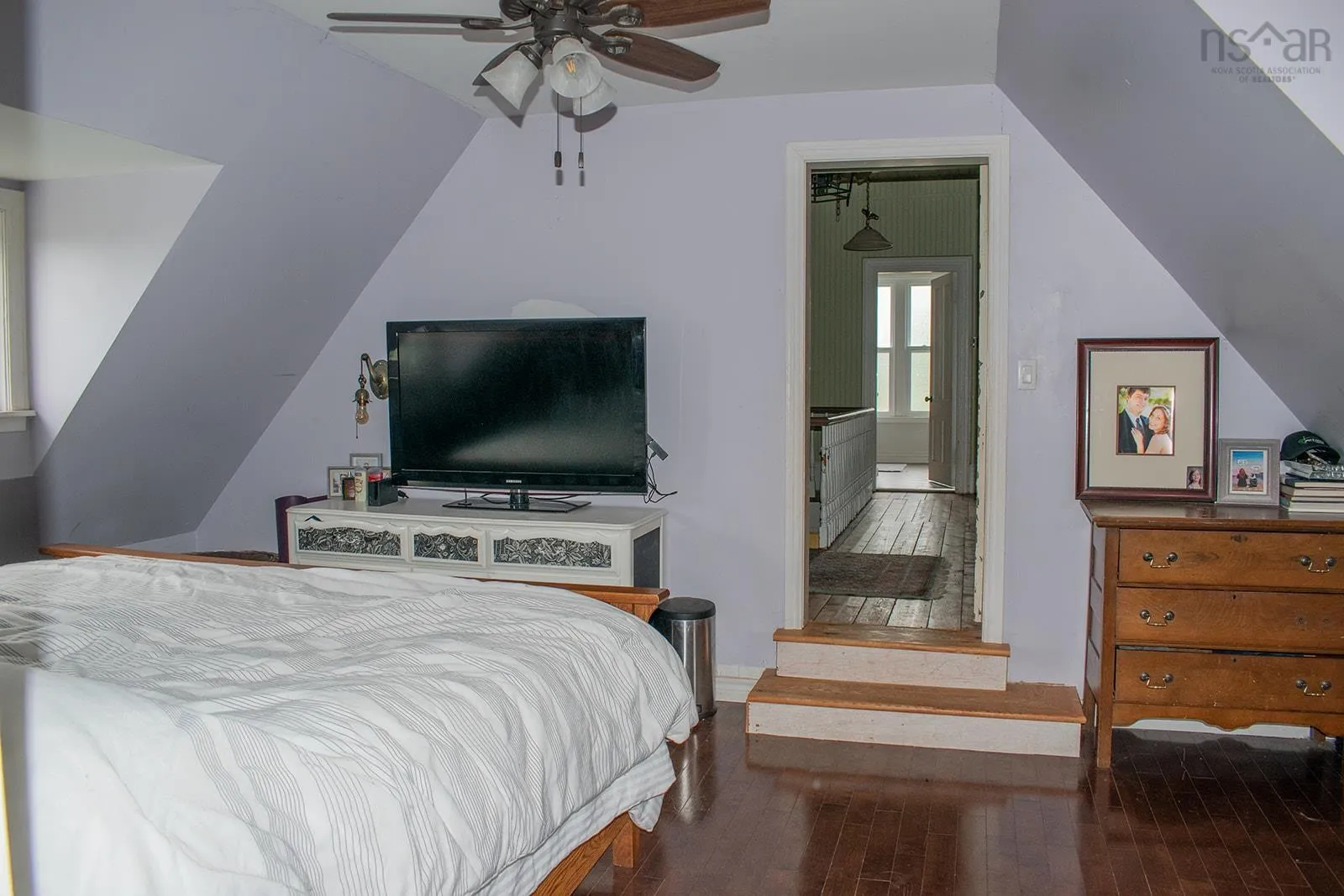 230 Victoria Street E, Amherst, NS B4H 1Y9, 3 Bedrooms Bedrooms, ,2 BathroomsBathrooms,Residential,For Sale,Victoria,202517517