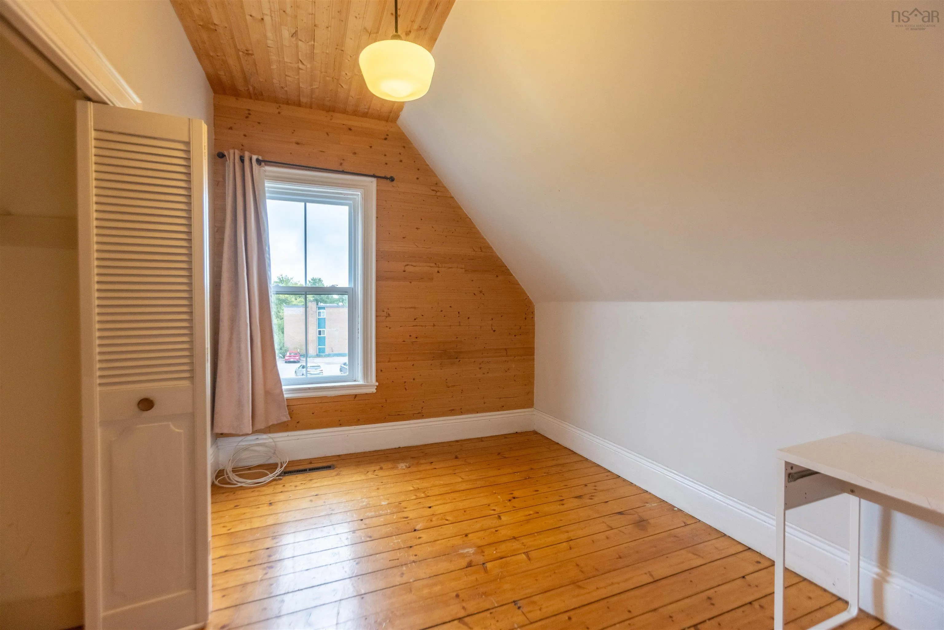 230 Victoria Street E, Amherst, NS B4H 1Y9, 3 Bedrooms Bedrooms, ,2 BathroomsBathrooms,Residential,For Sale,Victoria,202517517