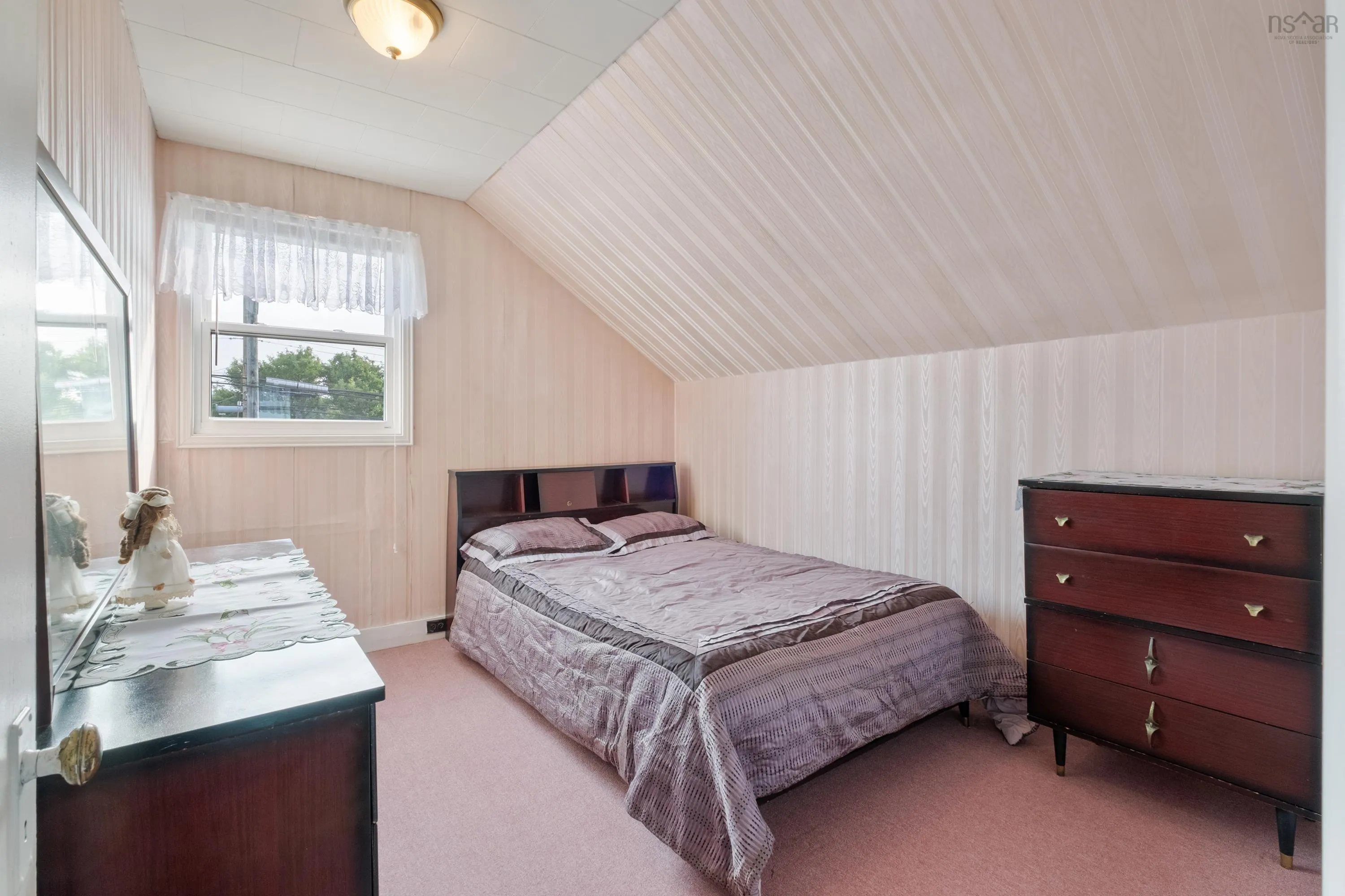 1192 Main Street, Glace Bay, NS B1A 5A2, 3 Bedrooms Bedrooms, ,2 BathroomsBathrooms,Residential,For Sale,Main,202518397