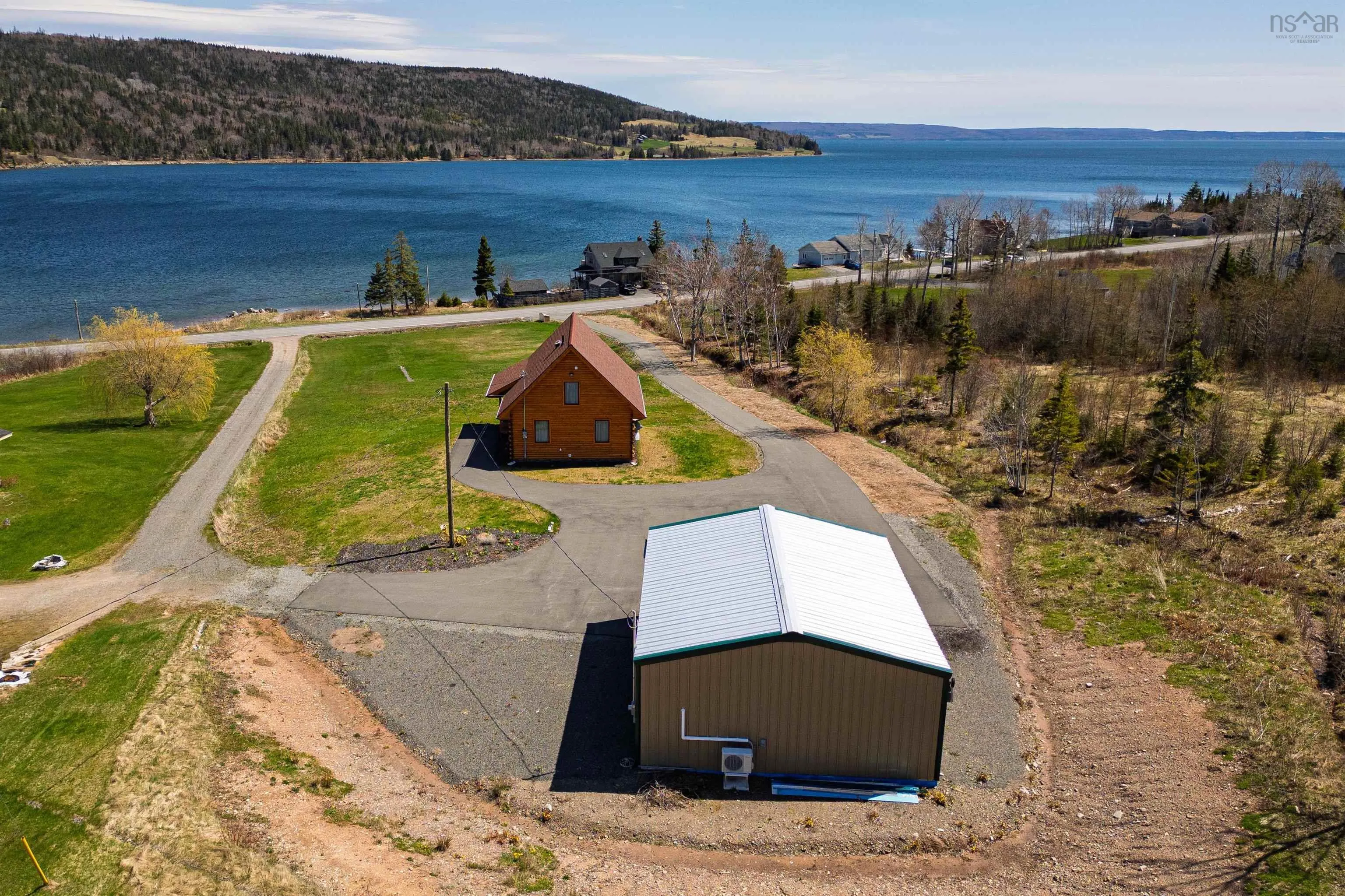 1005 Highway 205, Baddeck Bay Ns B0e 1b0, 3 Bedrooms Bedrooms, ,3 BathroomsBathrooms,Residential,For Sale,Highway 205,202509898